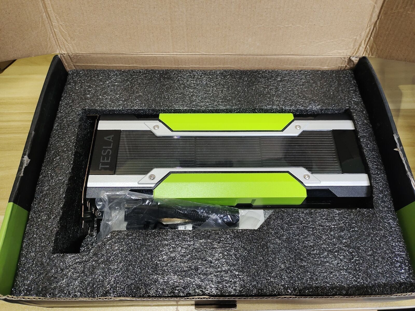 🔥🔥🔥Nvidia Tesla P100 16GB Graphics Card GPU Card PH400 699-2H400-0201-530
