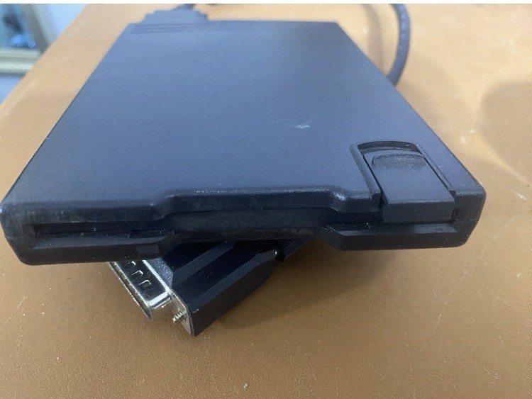 Vintage Gateway 2000 External Floppy Drive 3.5" Model FDD14001AAWW 1995