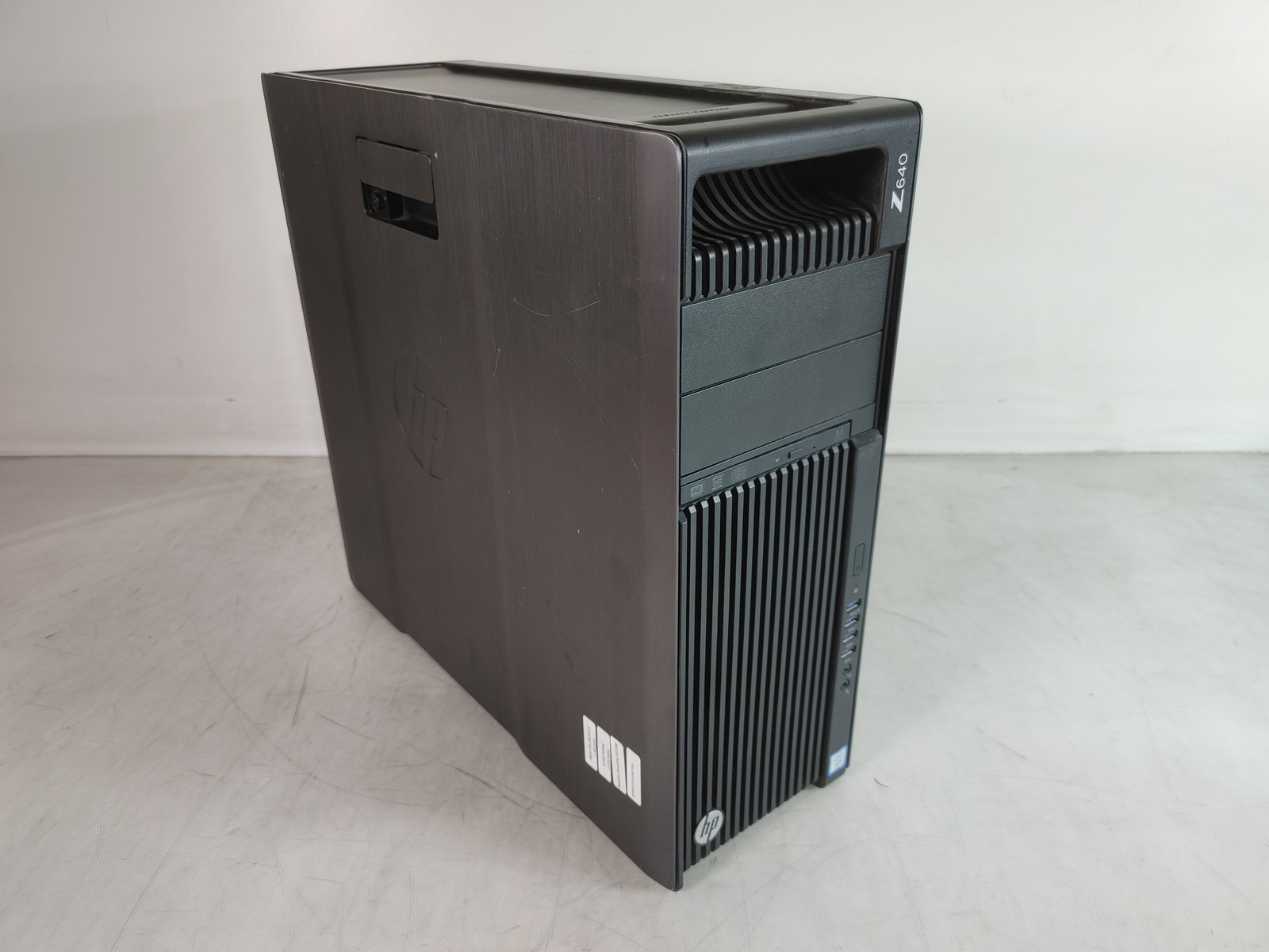 HP Z640 WorkStation 2.40 GHz Intel Xeon E5-2620 v3 8 GB DDR4 Workstation No HDD