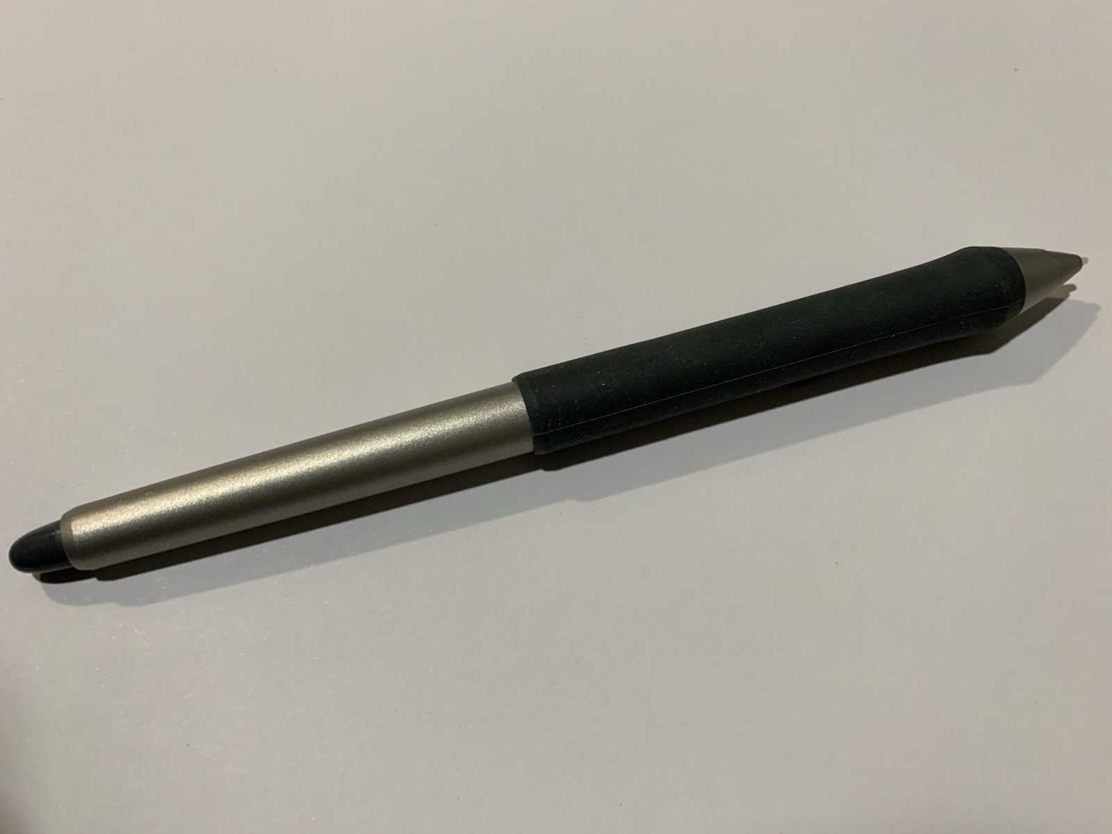 Wacom ZP-501E Intuos3 Grip Pen (for Cintiq 12WX DTZ-1200 21UX DTZ-2100) (Used)