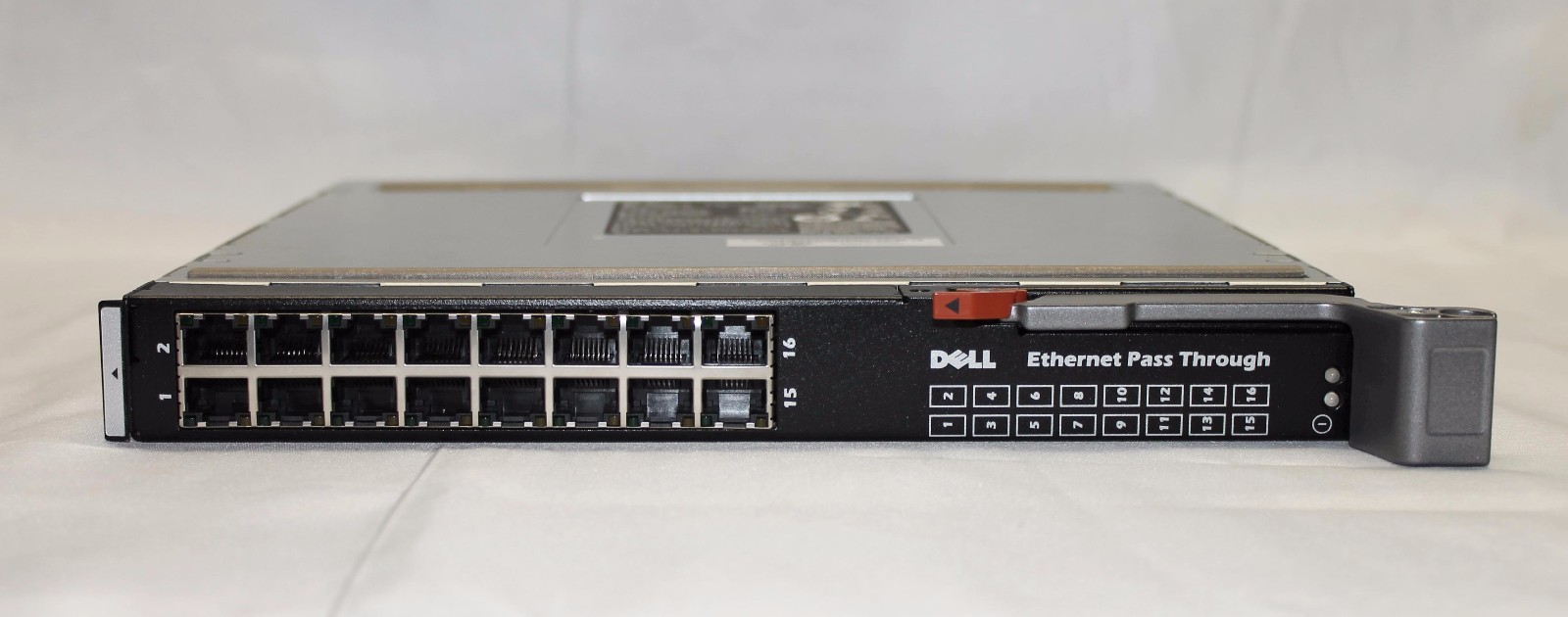 Dell WW060 10Gb Ethernet Pass-Through Module - 16 Port M1000E 10G-PTM 