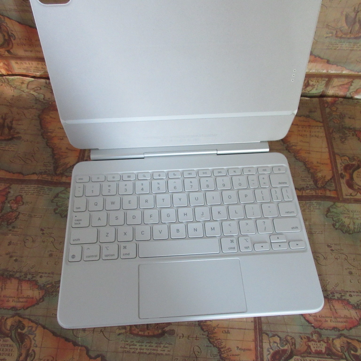 🍎 Authentic Apple Magic Keyboard for iPad Air 11-inch (M3) White MDFV4LL/A