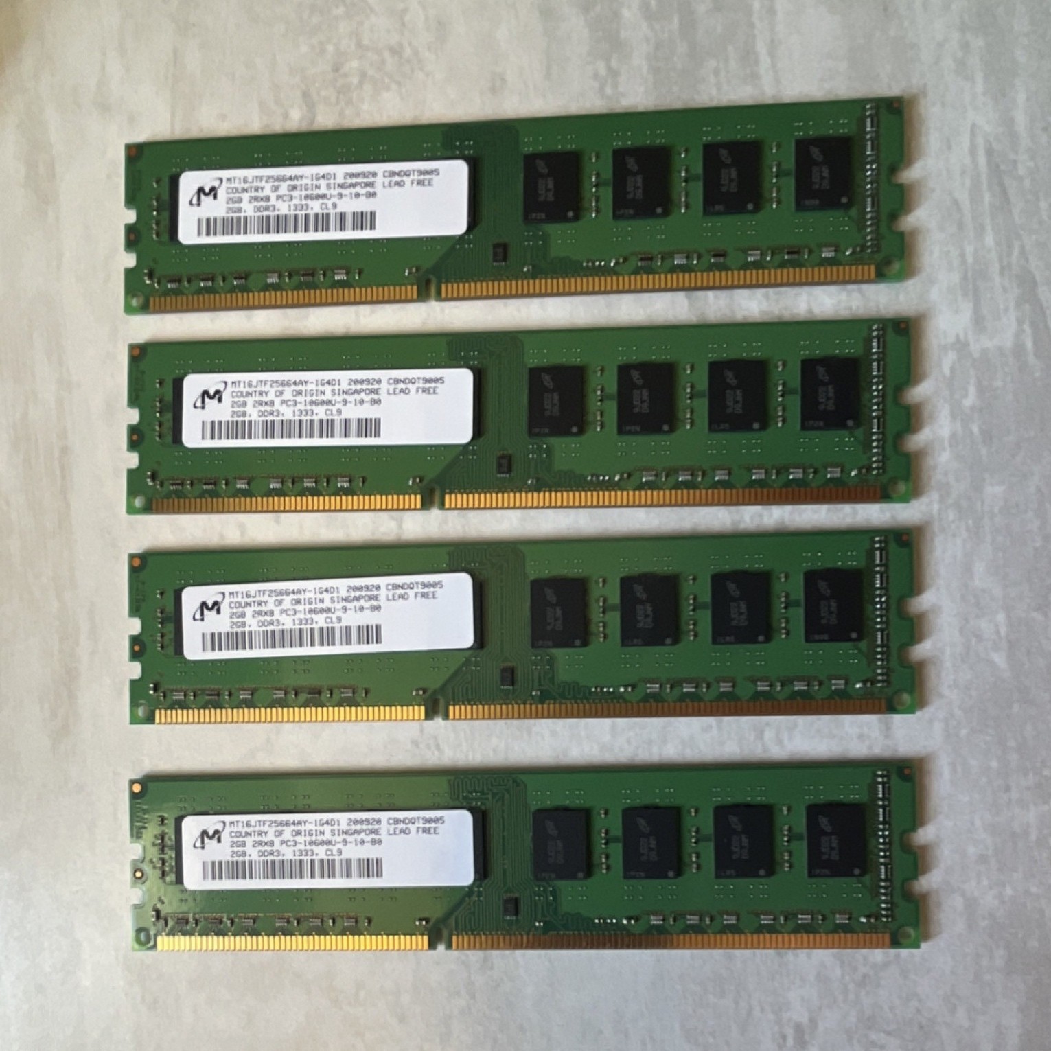 Micron 8GB (4x2GB) DDR3 DIMM PC3-12800U Unbuffered RAM MT16JTF25664AY-1G4A1