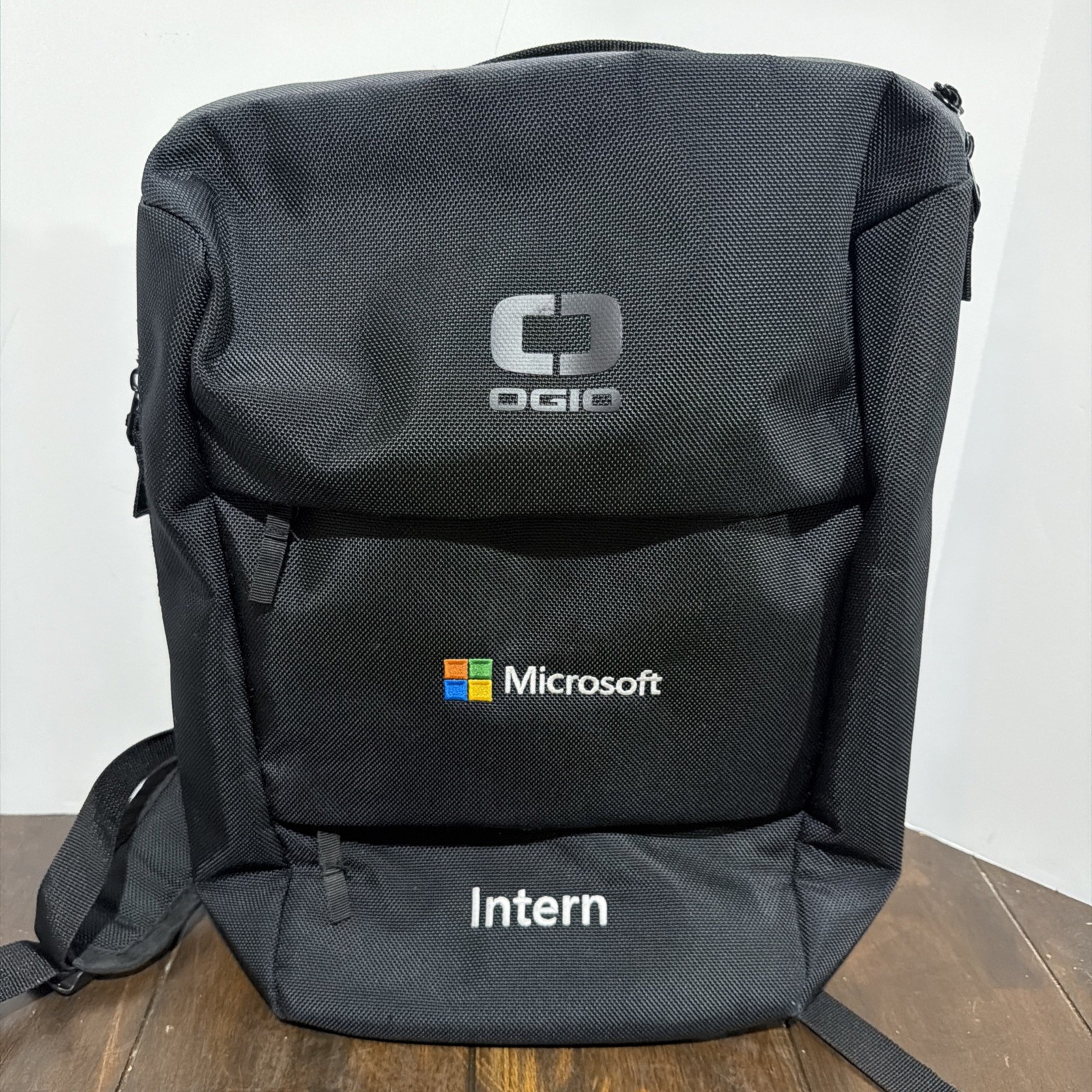 OGIO Sprint Microsoft Intern Black Laptop Backpack Zipper Closure
