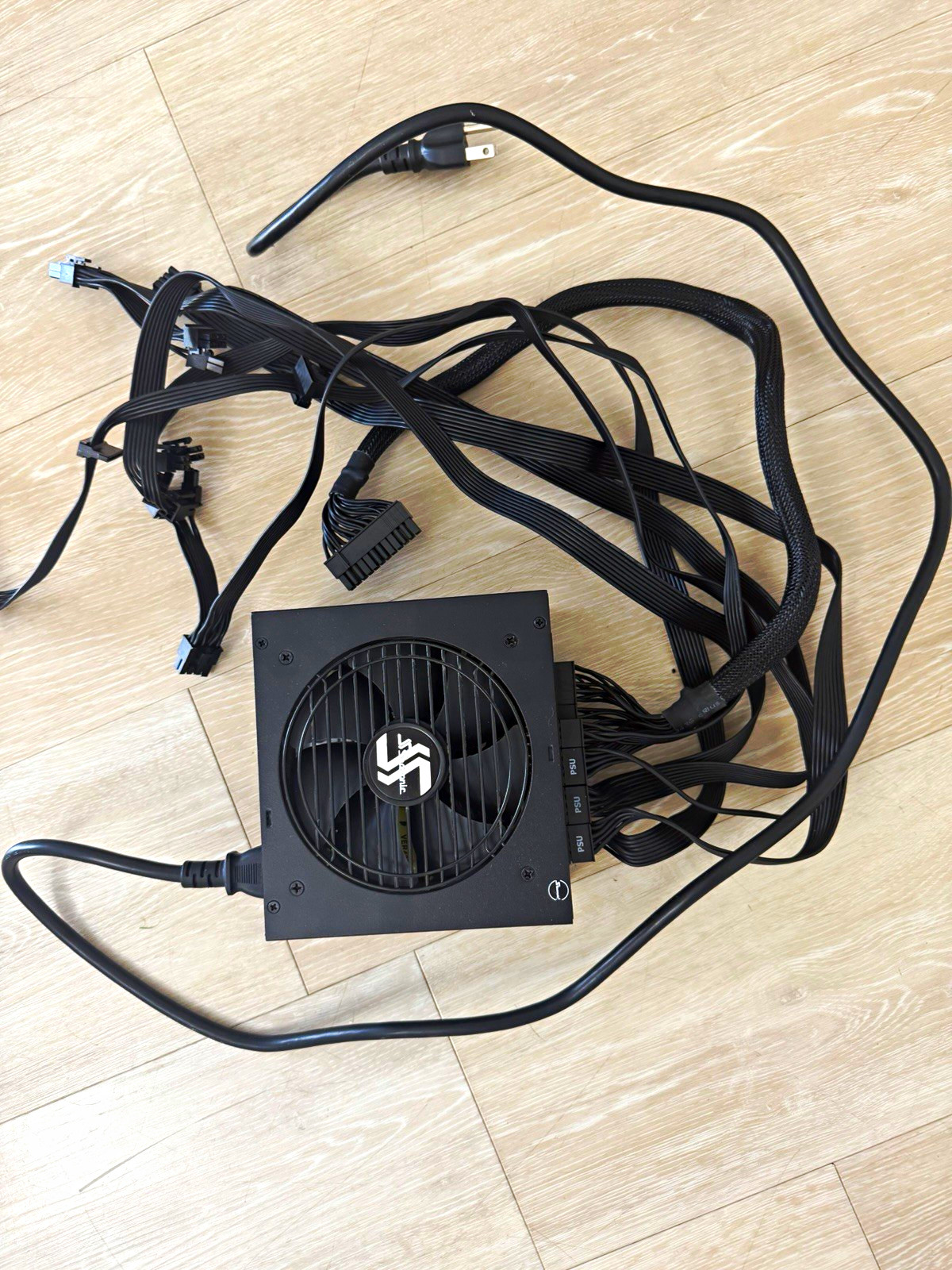 Seasonic FOCUS GX-1000 1000W Fully Modular ATX Power Supply PSU Black SSR-1000FX