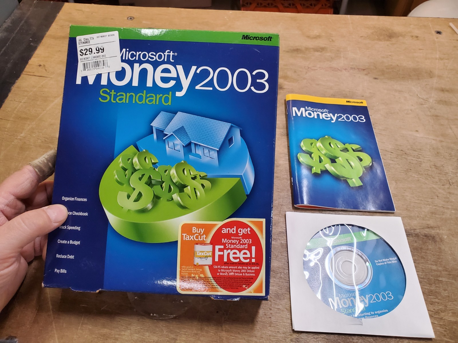 Microsoft Money 2003 Standard PC Software in Box For Windows 98, 2000, ME, XP+