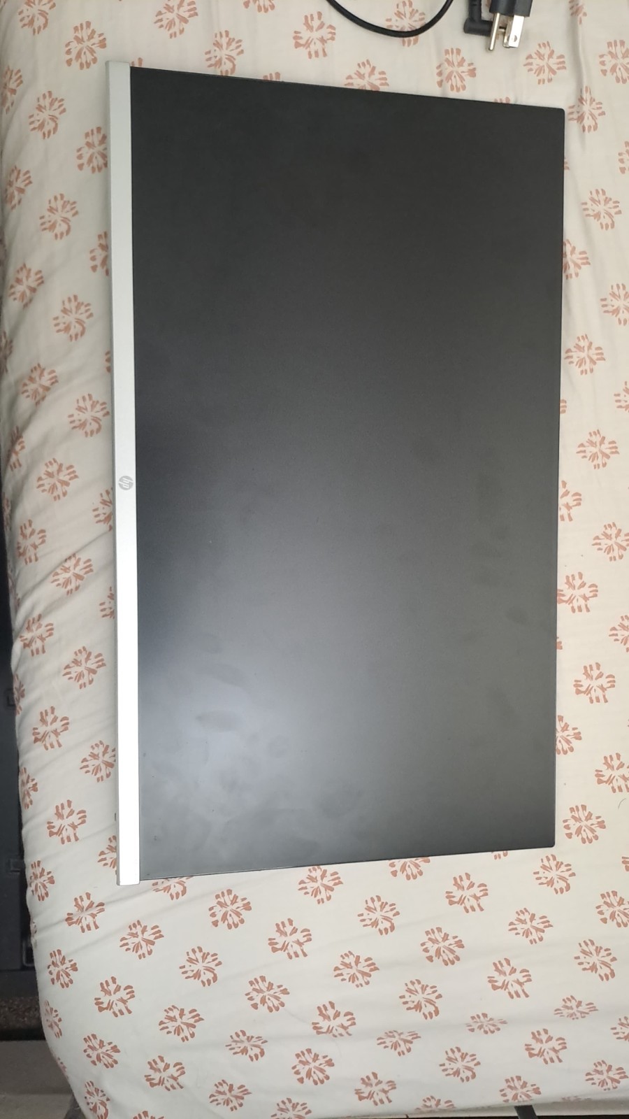 HP M22f 21.5" LED Full HD Free Sync Monitor - Silver, Black
