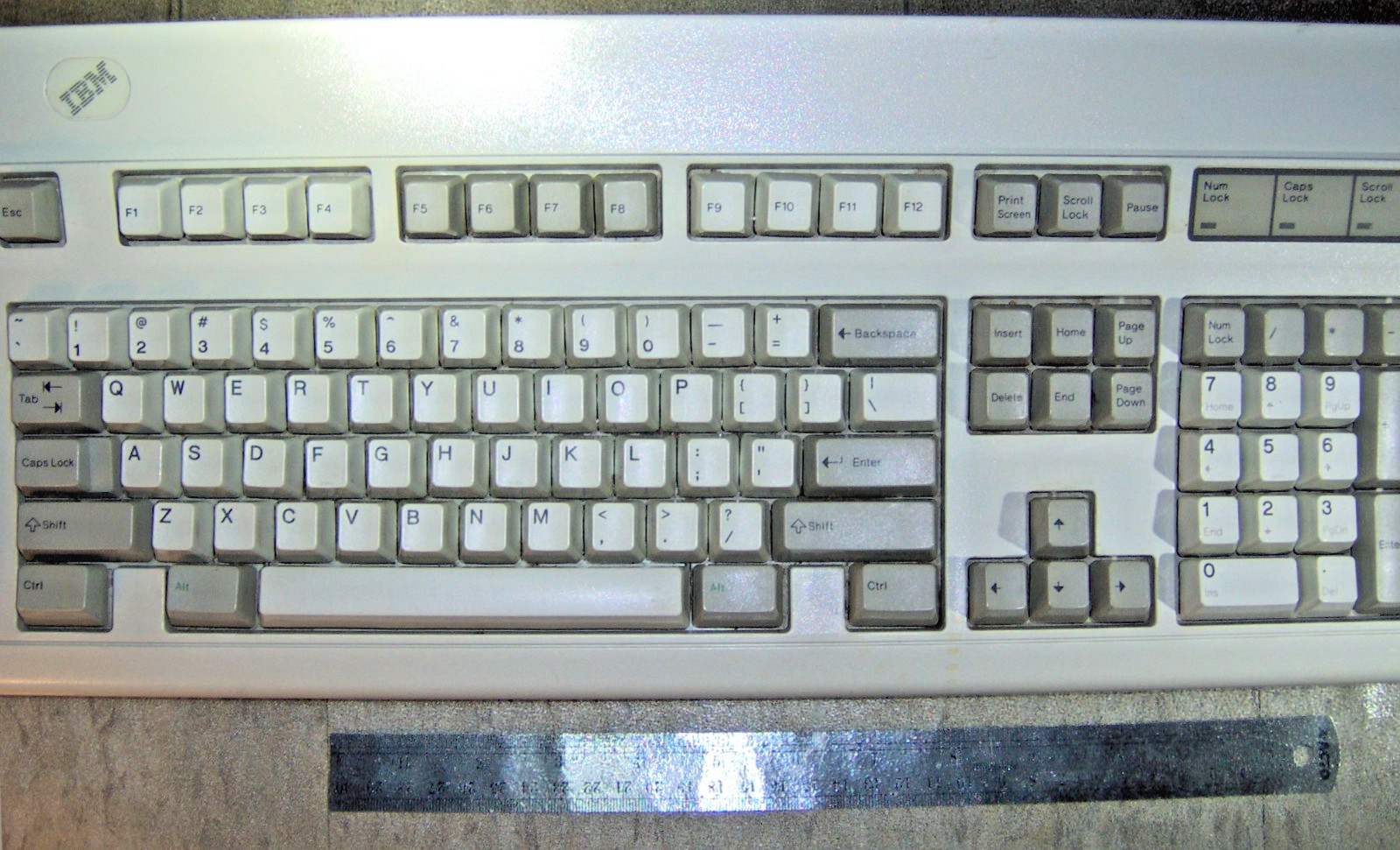 IBM Clicky keyboard Vintage 1989 Model M 1391401 USA buckling spring mechanical
