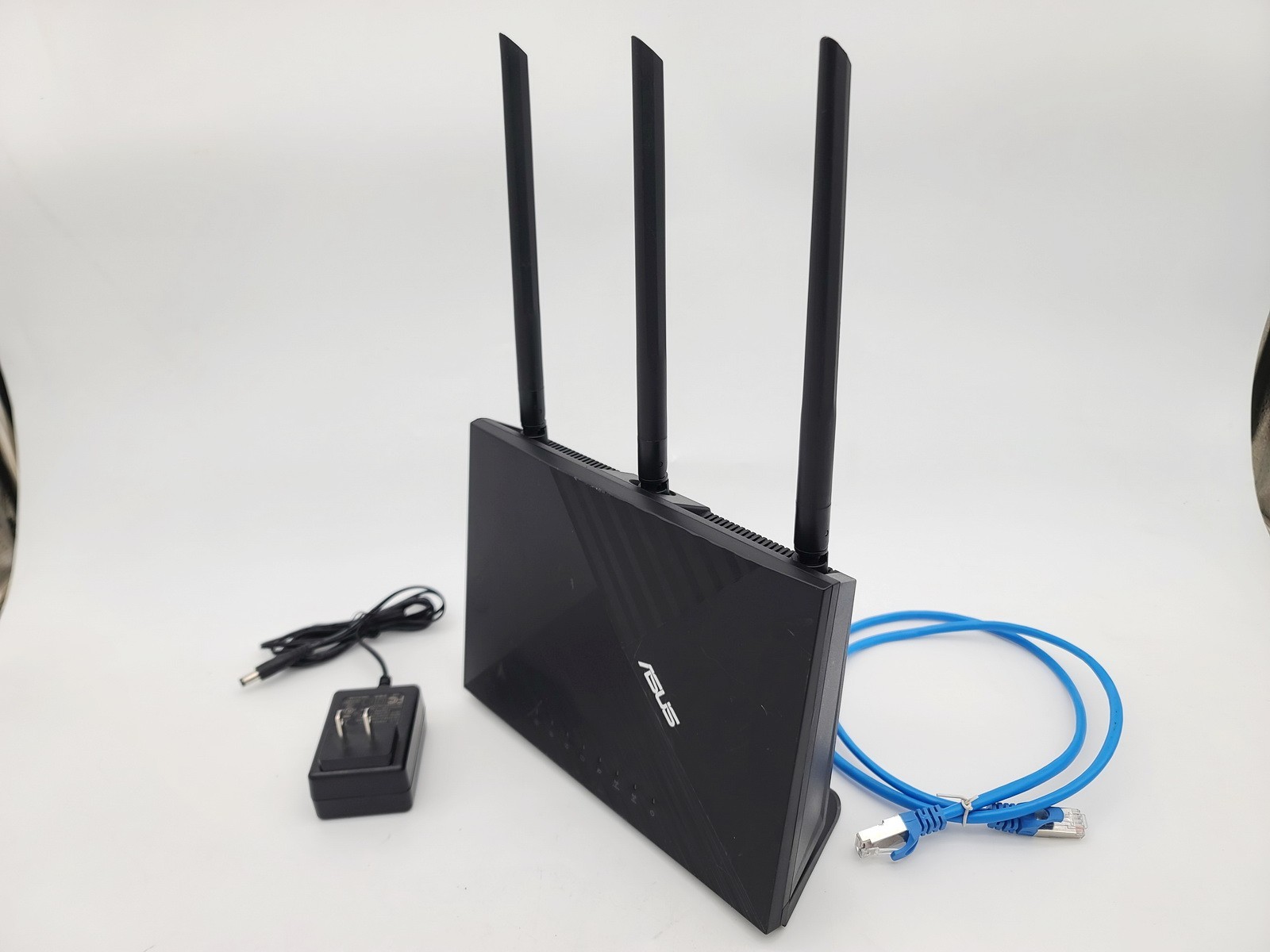 ASUS RT-AC67P AC1900 DUAL BAND GIGABIT WI-FI 5 ROUTER MU-MIMO 802.11AC W ADAPTER