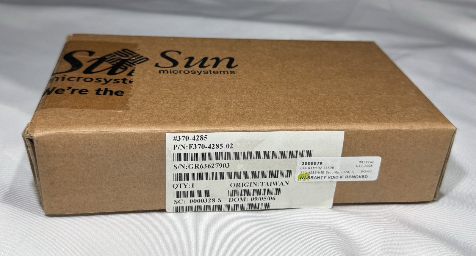 New In Box Vintage Sun 370-4285 System Configuration Card, Sun Fire V100 V120