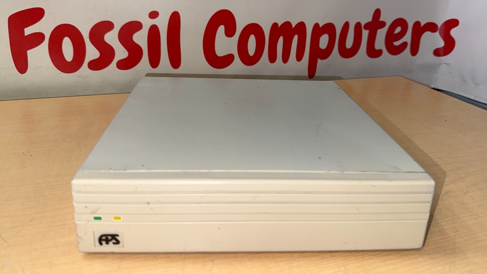 Vintage APS Apple External SCSI 210Mb Hard Drive Quantum ProDrive 210S     KL