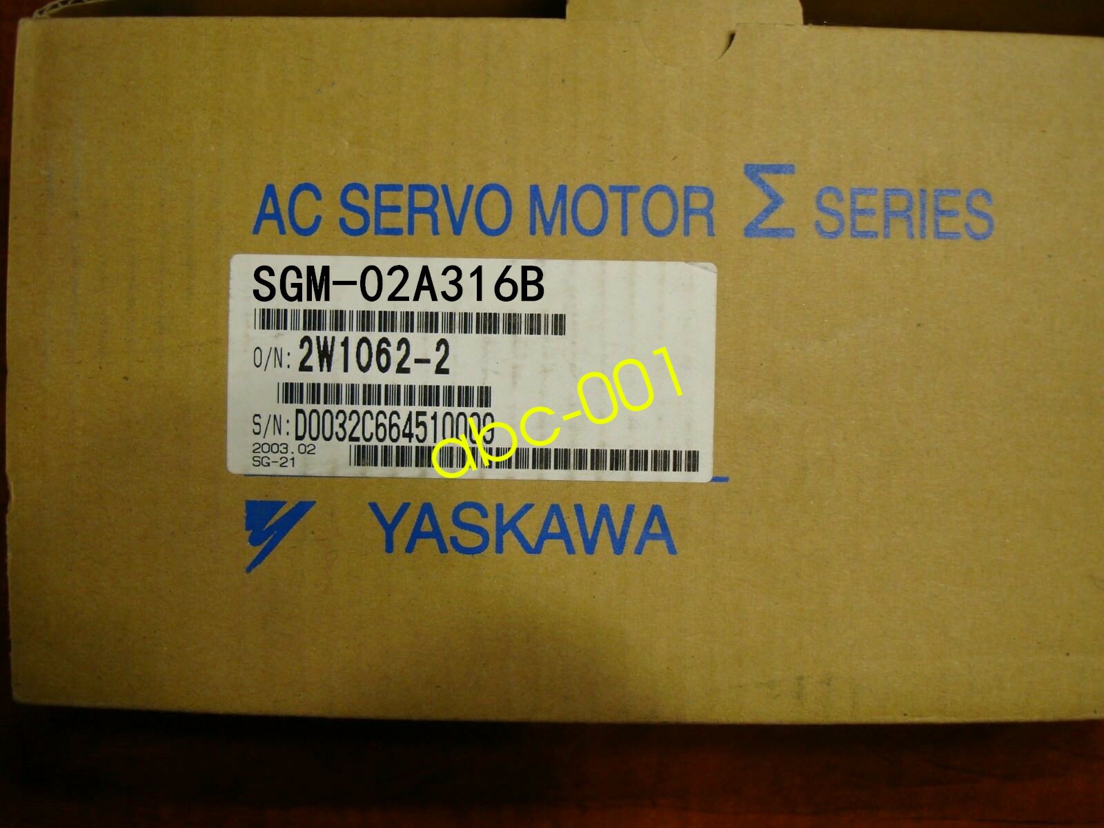1pc YASKAWA Ac Servo Motor SGMAH-01A1A-HL11 New In Box Expedited Shipping