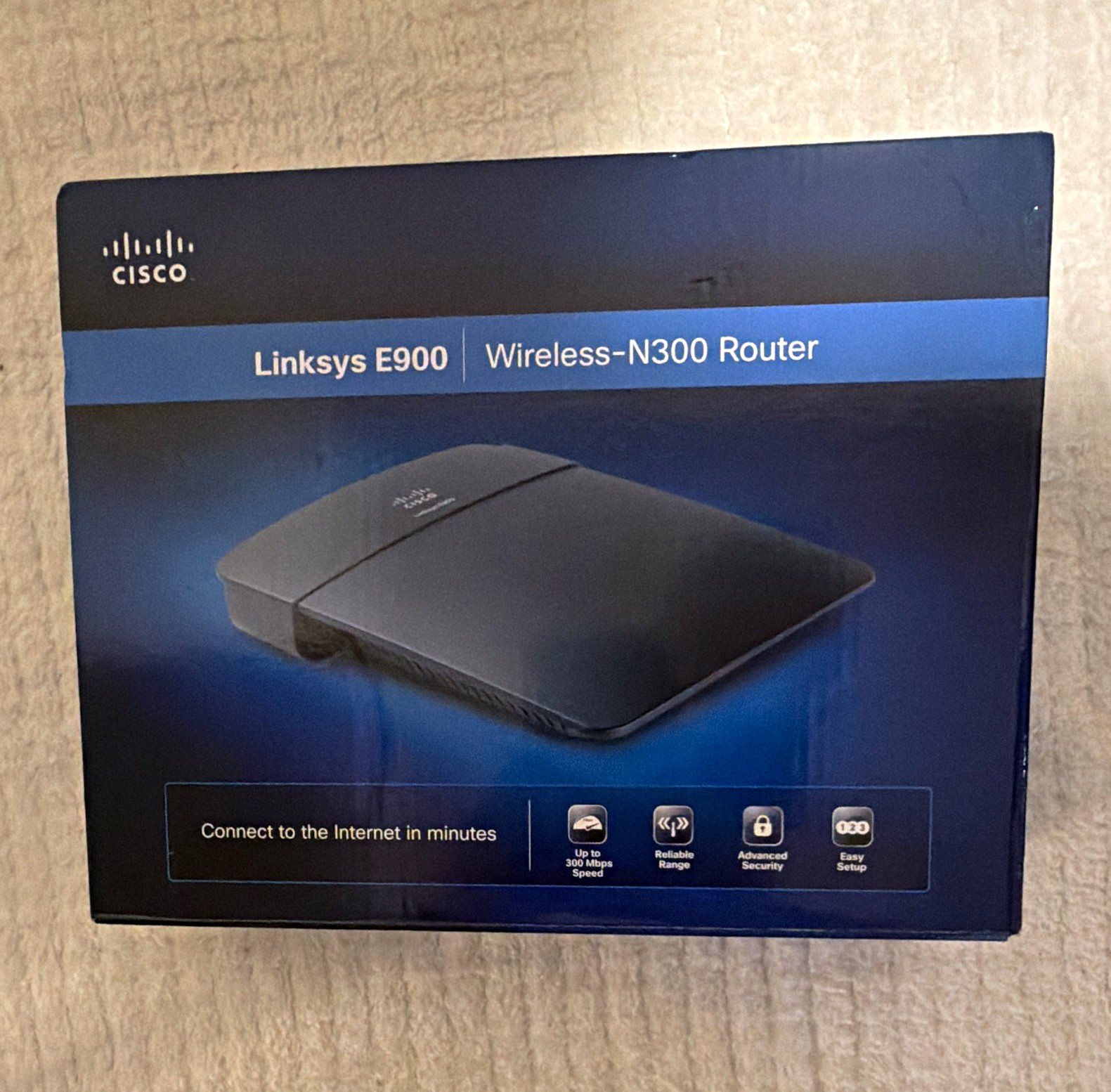 Linksys E900 Wireless-N300 2.4GHz MIMO WiFi Router 4-Port Black