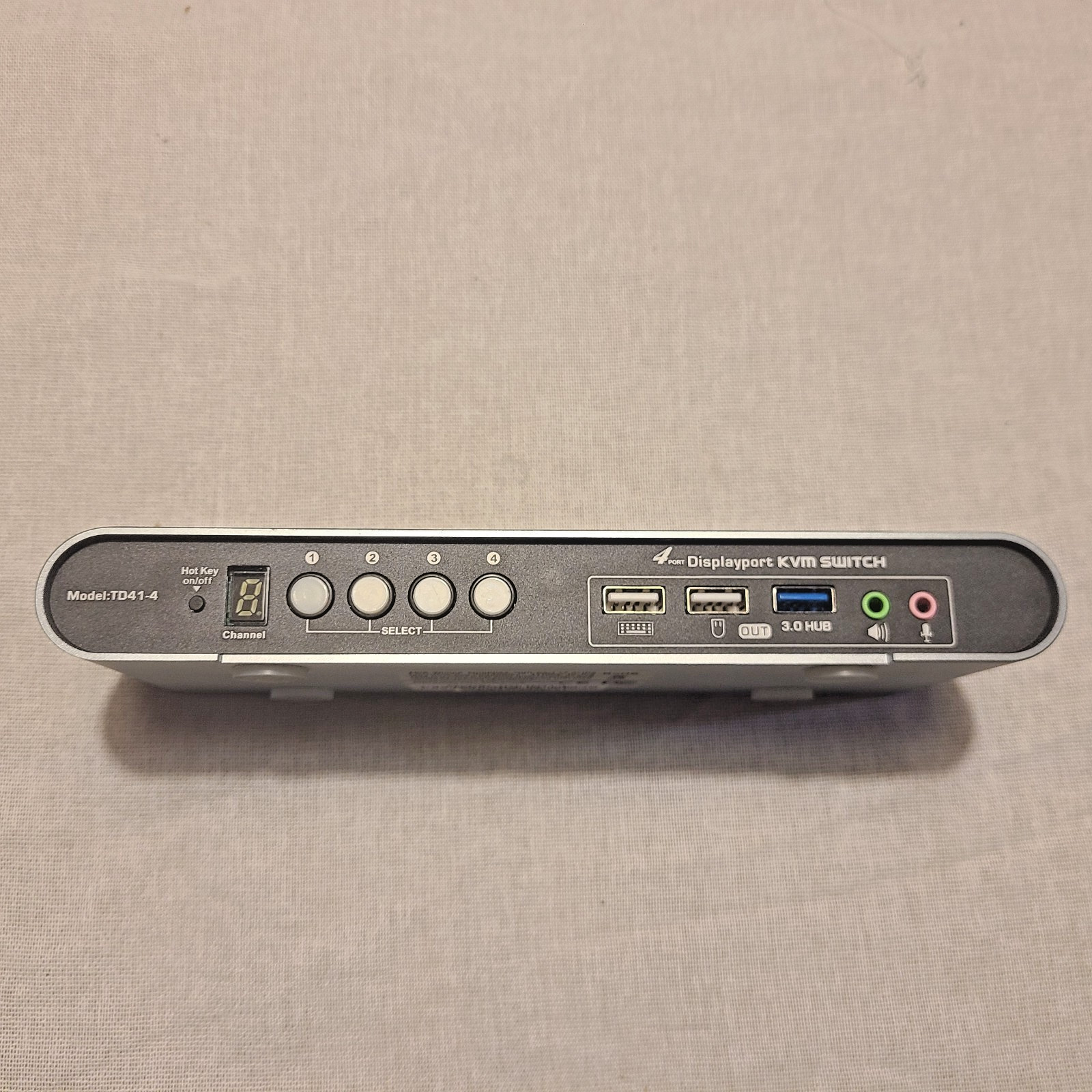 Terived 4 Port DisplayPort KVM Switch USB 3.0 4K 144Hz TD41-4 Aluminum Unit