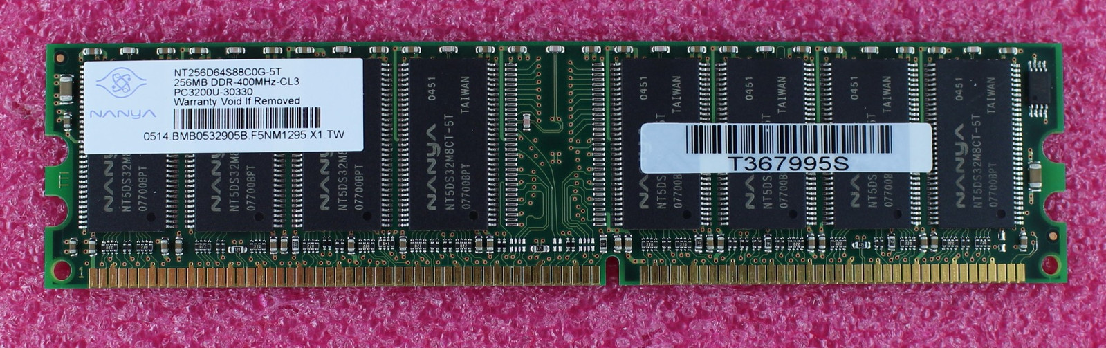 NT256D64S88C0G-5T - Nanya 256MB PC3200U DDR Memory