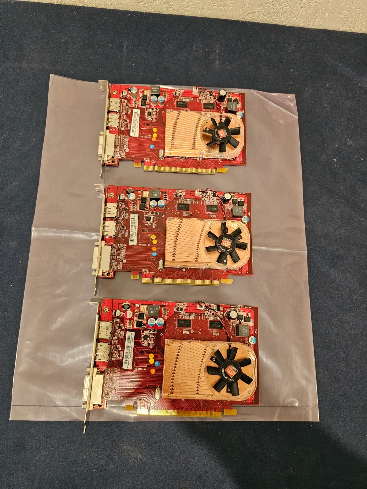 3x Lot ATI AMD Radeon HD 4650 Graphics Cards (1 GB DDR3) - TESTED, READ