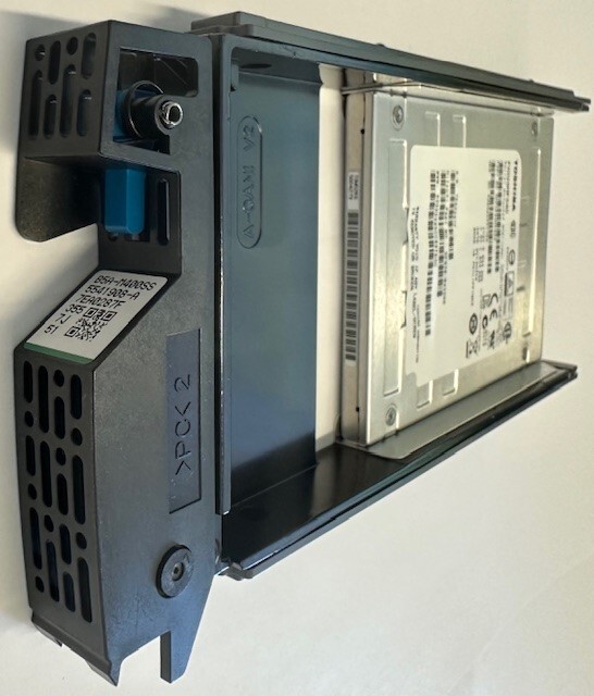 5541908-A - Hitachi Data Systems 400GB SSD SAS 2.5" HDD for DKC-F710i-SBX, 12...