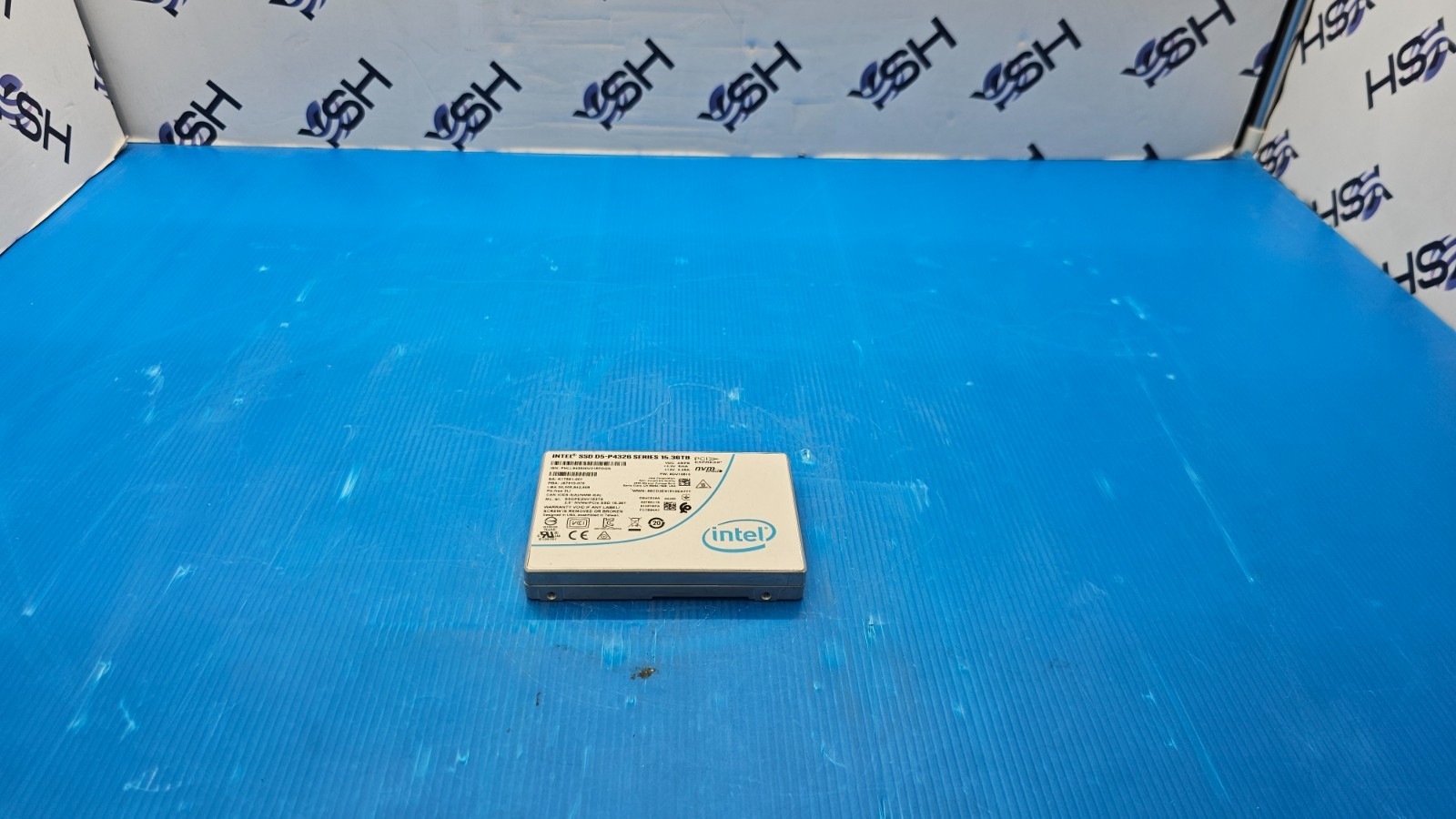 Intel D5-P4326 Series 15.36TB NVMe PCIe 3.0 U.2 2.5" SSD SSDPE2NV153T8