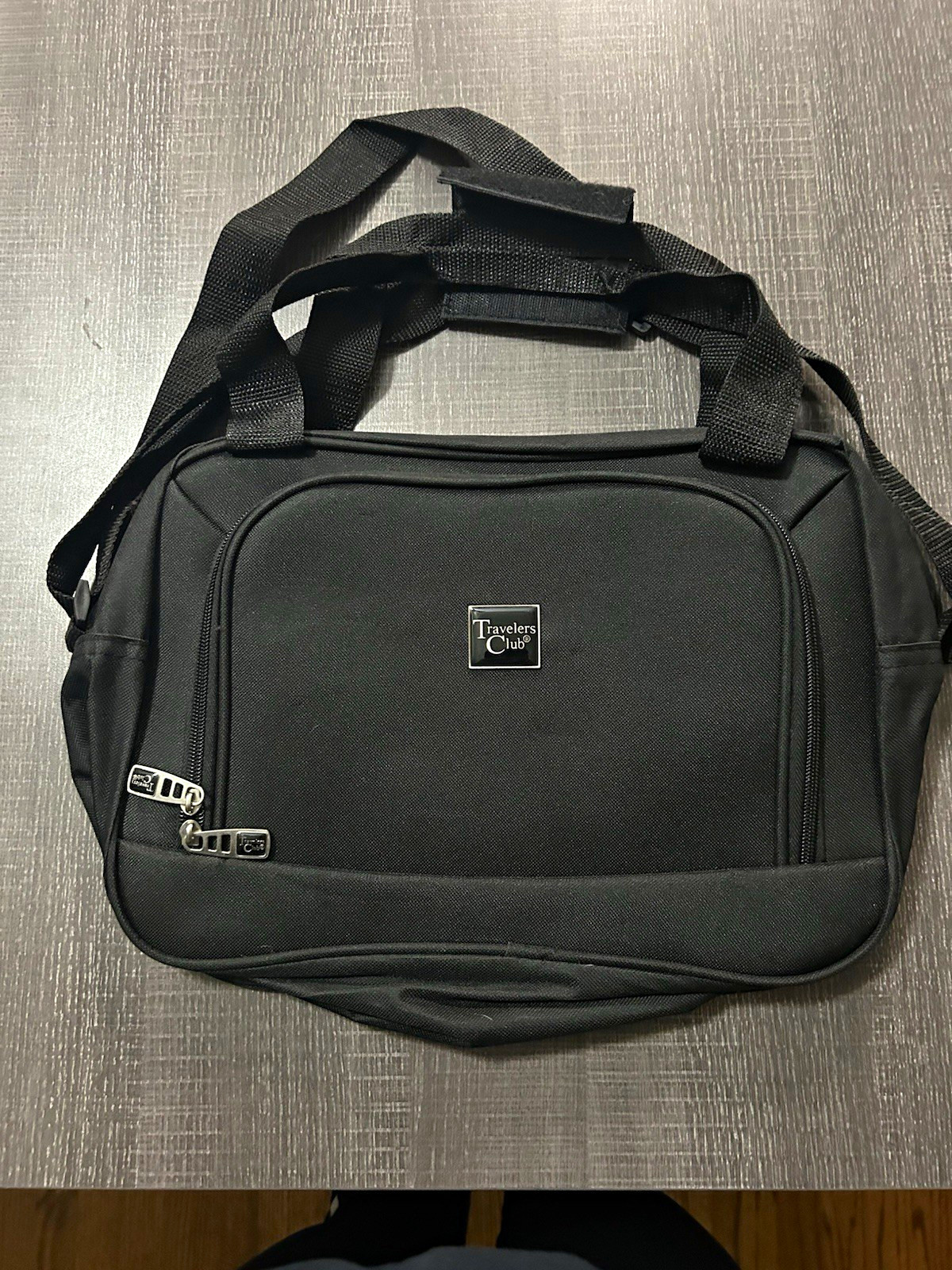 Travelers Club Black Solid Laptop Shoulder/Messenger Bag w/ Handles & Strap