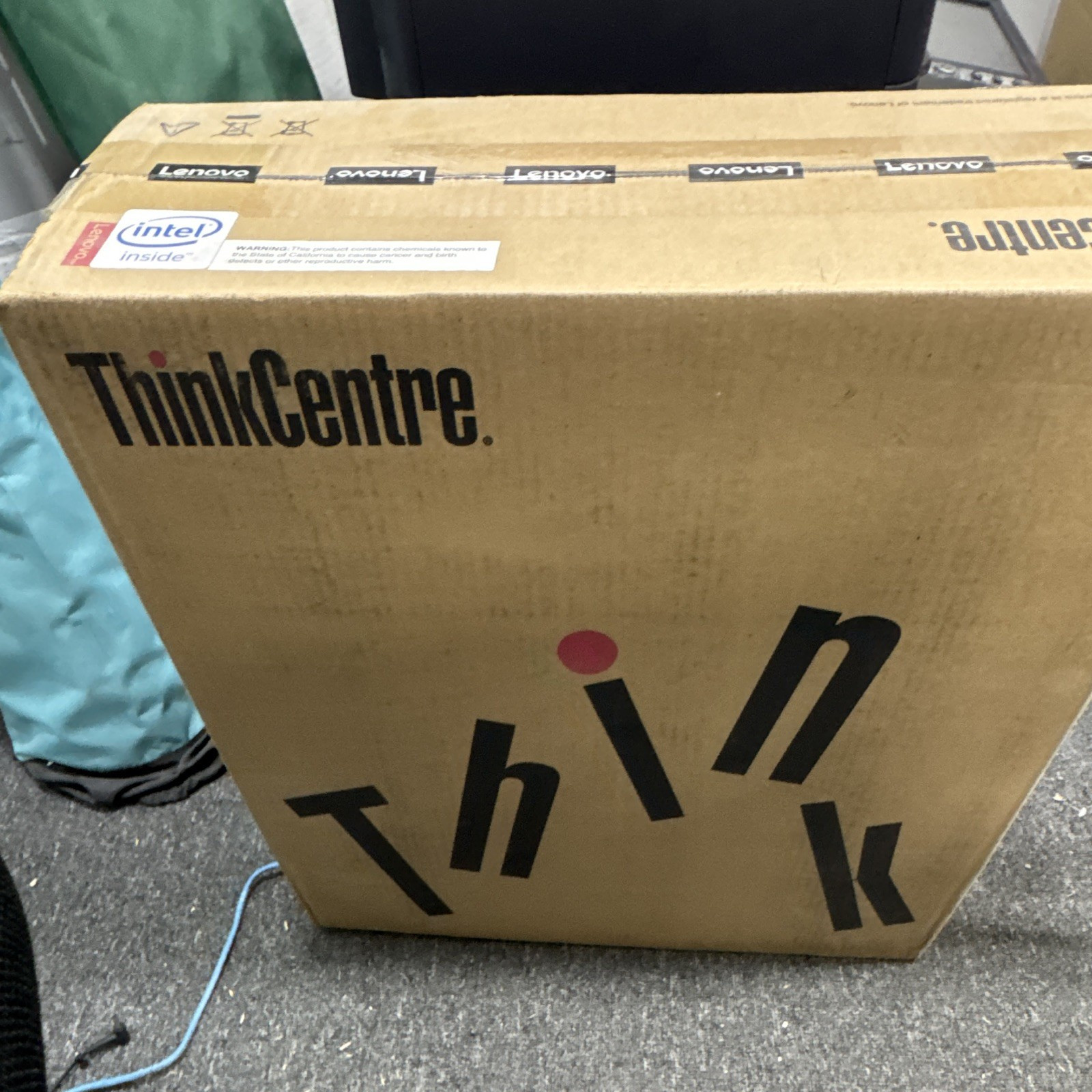 Lenovo ThinkCentre M900 Desktop PC 10FHCT01WW Series