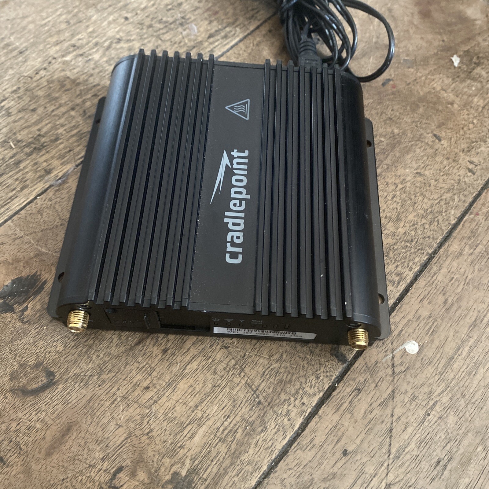 Cradlepoint LTE Wireless Router MultiCarrier Rugged IBR600B-LP4 Verizon, ATT etc