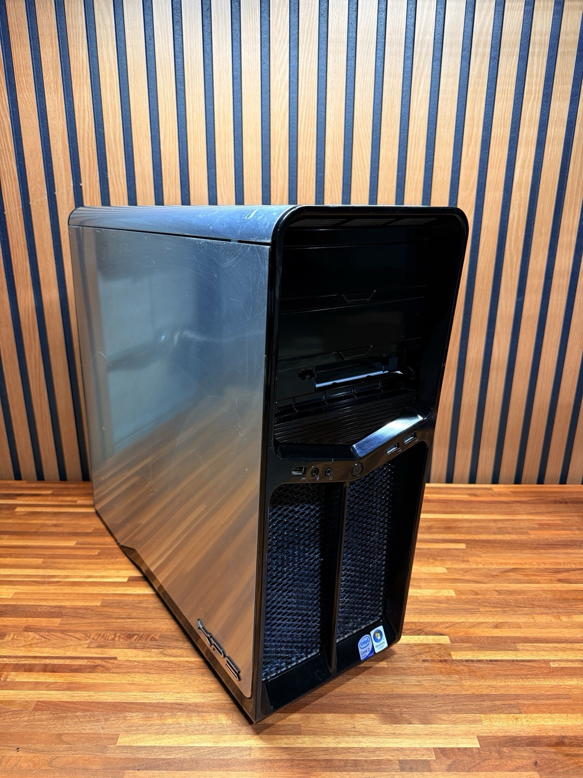 Dell XPS 630i – Core 2 Quad Q6600, GTX 645, 8GB RAM, Vista Ultimate x64 Retro