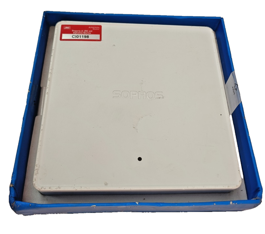 Sophos APX 530 Wireless Access Point with Mounting Bracket