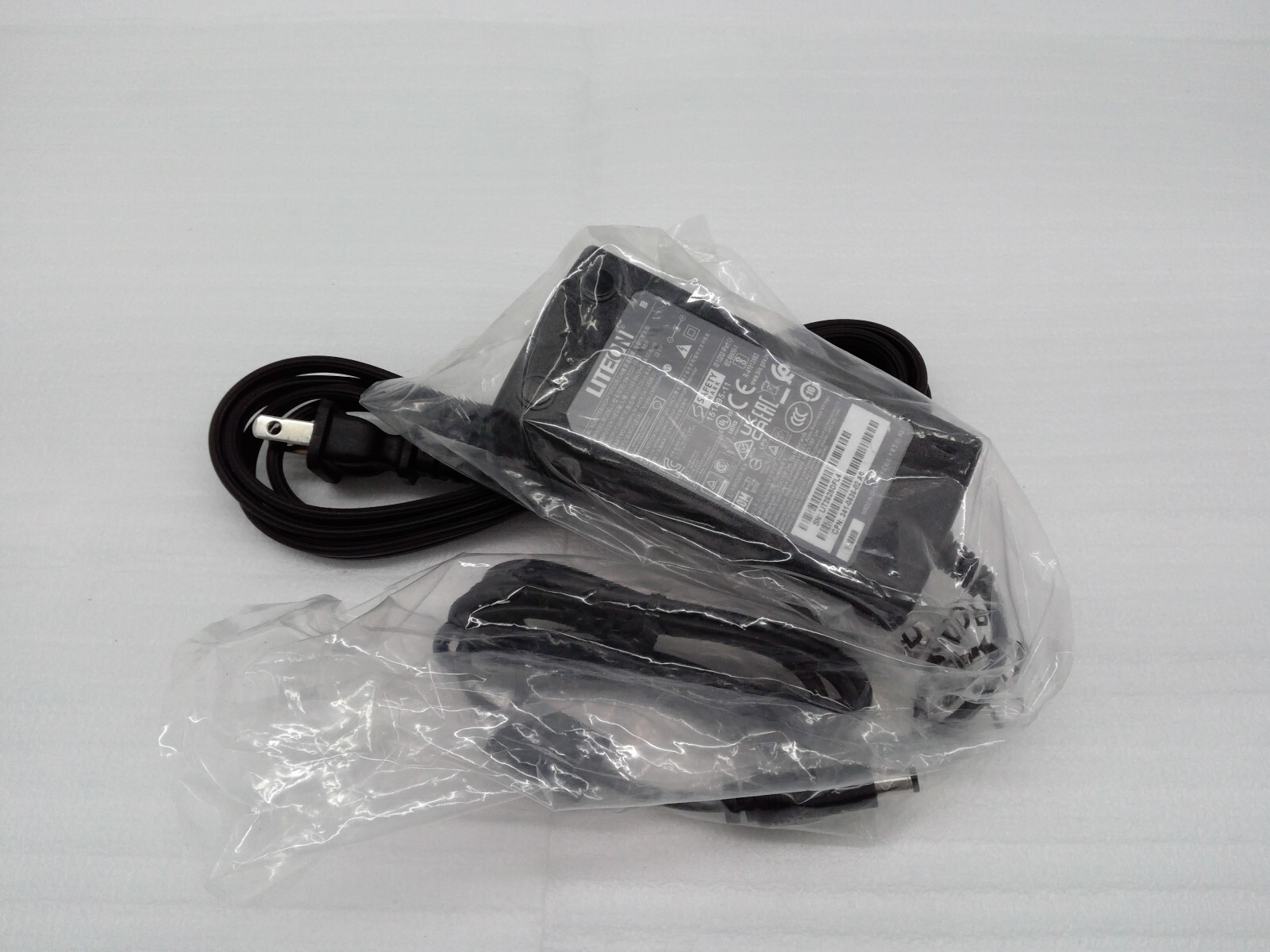 NEW LITEON PA-1220-1SA2 341-0536-02 AC Adapter Power Supply  Charger 5V 4.4A