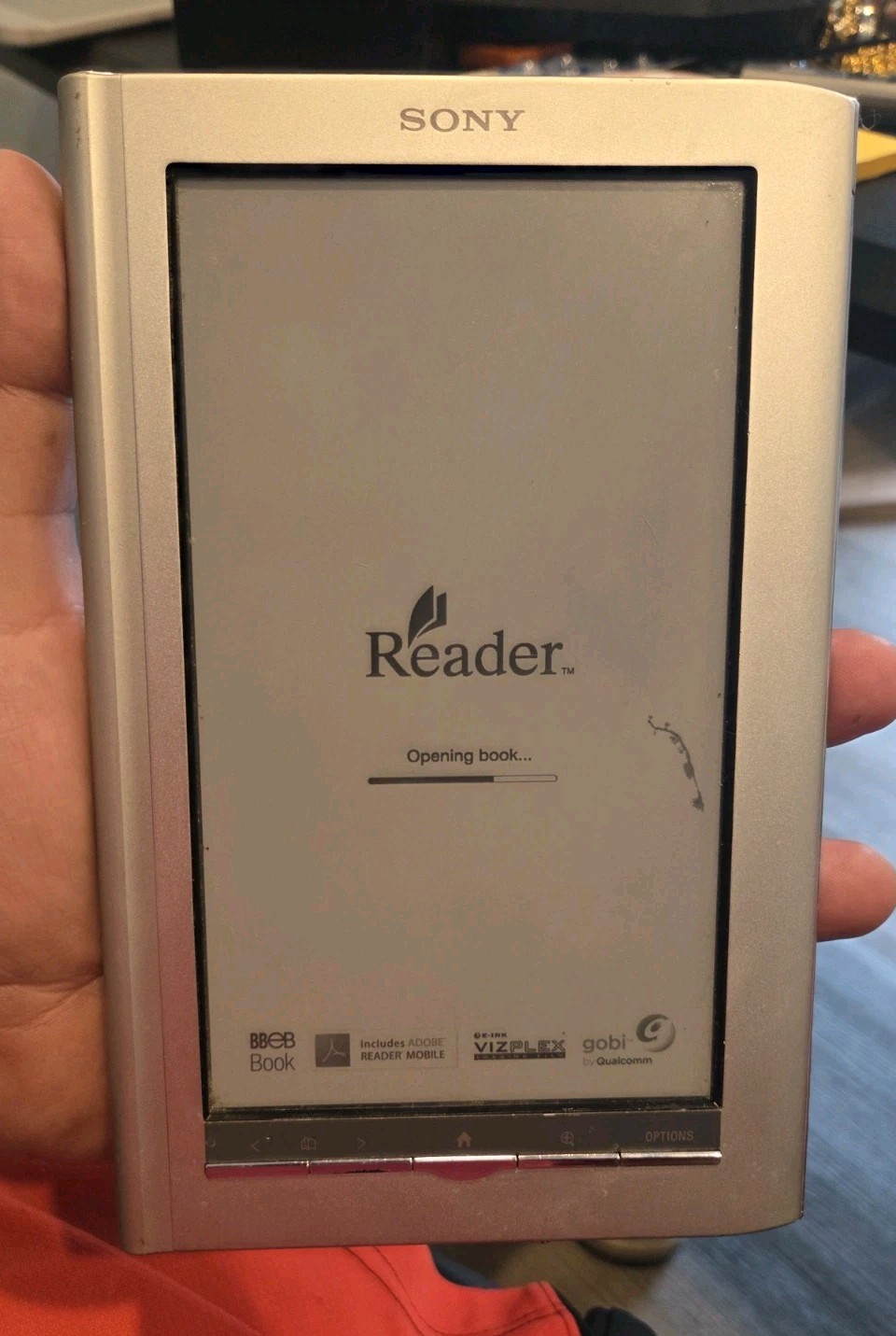 Sony Daily Edition E-Reader PRS-950 2GB Wi-Fi 7in Silver Code C16#32