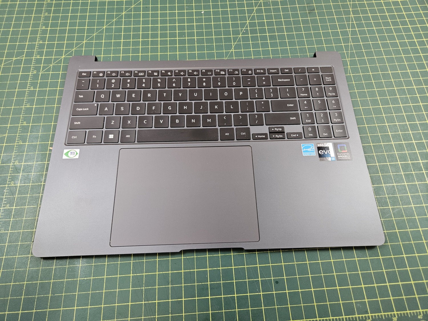 Samsung Galaxy Book3 Pro 16" NP964XFG Palmrest Keyboard BA98-03720B Read #d203