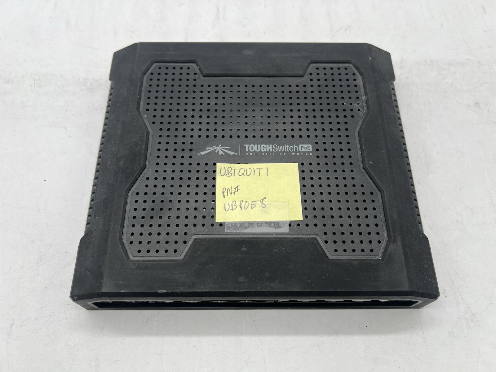 Ubiquiti Networks  (TS-8-PRO) Rack-Mountable Network Device with Power Cable