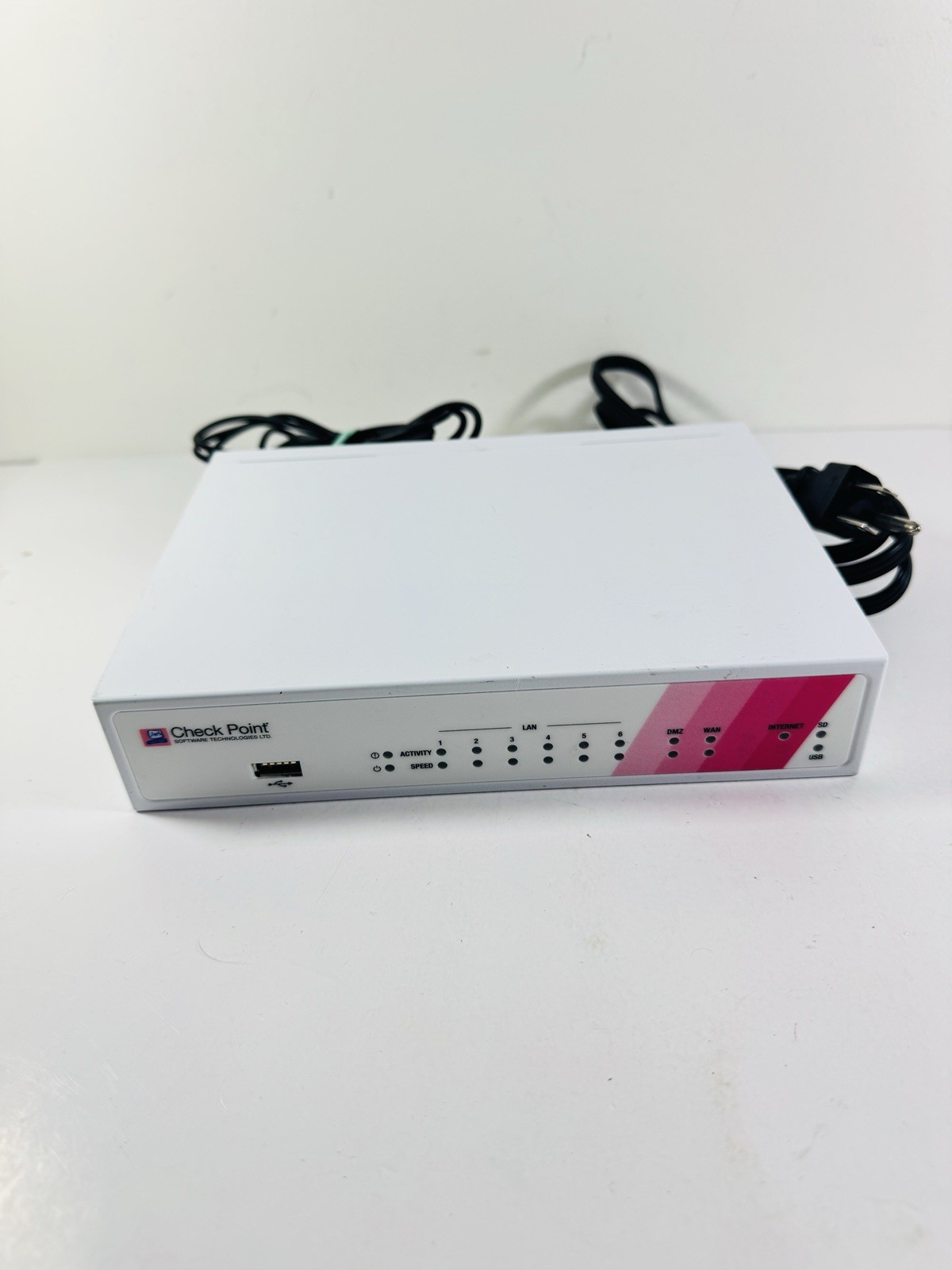 Check Point  L-71 Firewall Security Gateway 8x Gigabit + Netzteil inkl MwSt EL8
