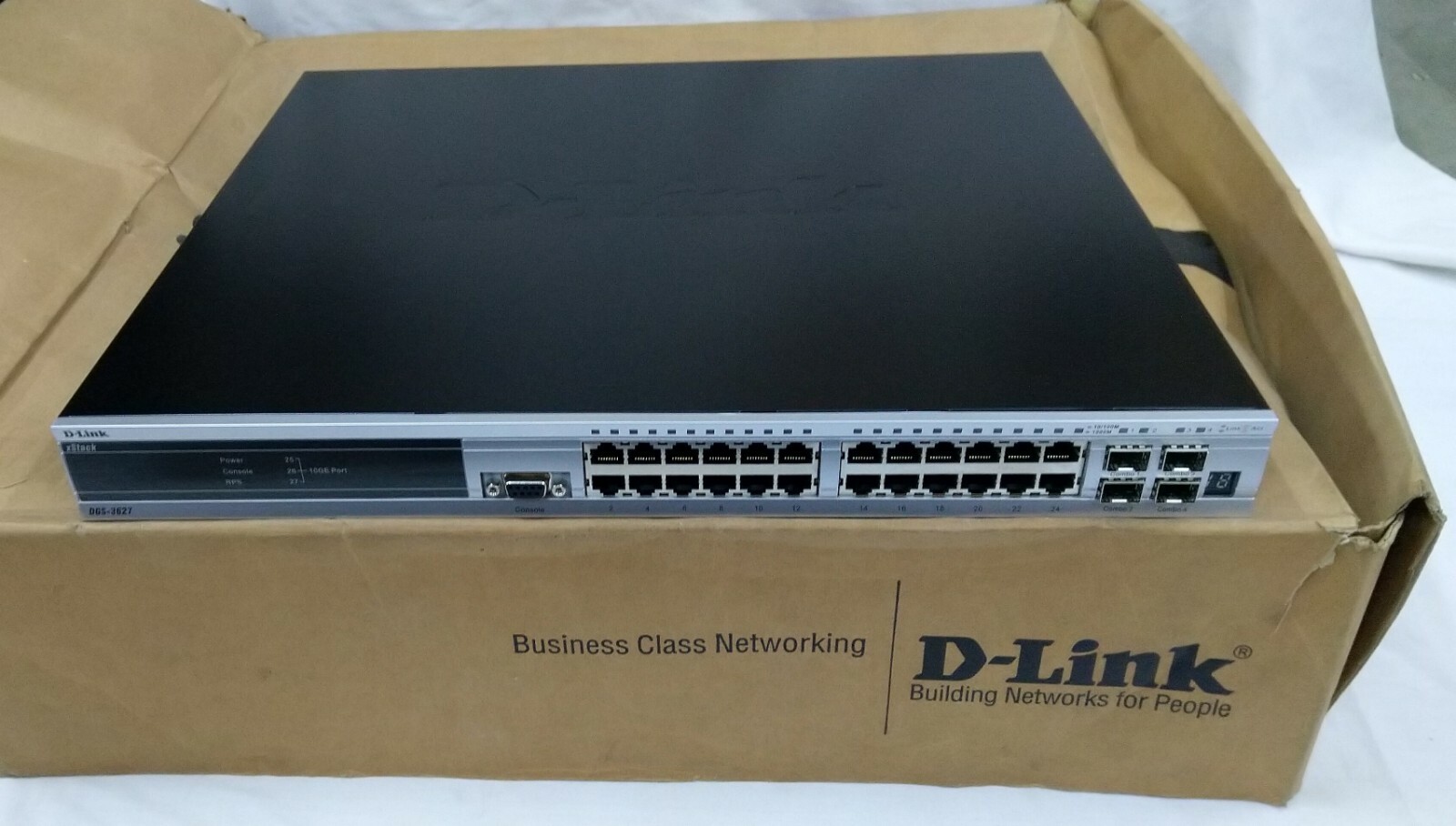 D-Link Xstack DGS-3627 24-Port Layer 3 Managed Stackable Gigabit Switch