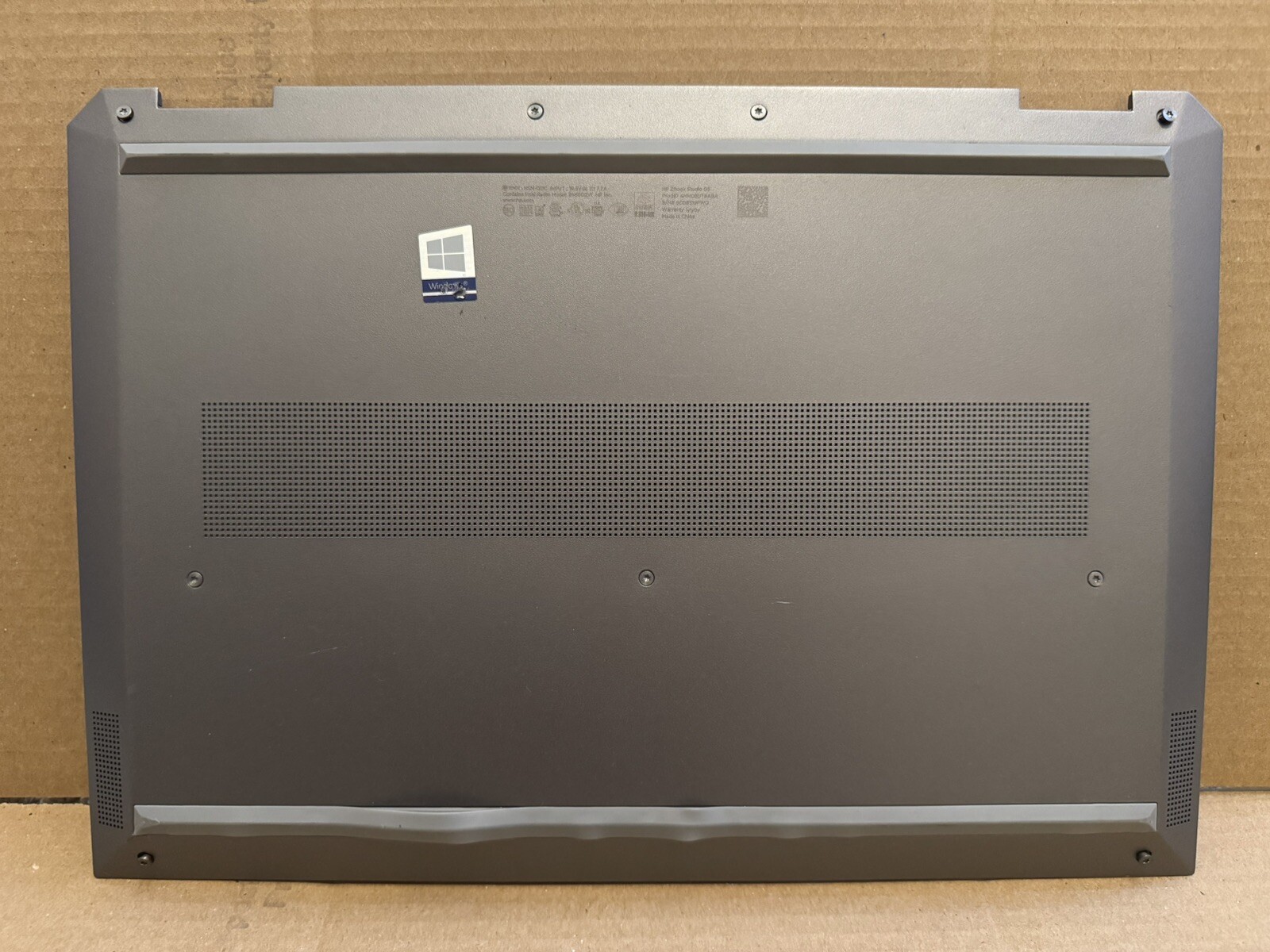 OEM HP ZBook Studio G5 15.6" Laptop Bottom Case Base Cover (See Pictures)