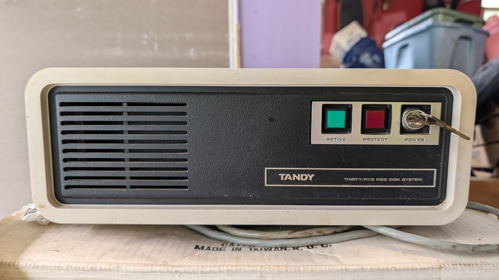 Tandy Radio Shack Thirty-Five Meg System 35MB External Hard Drive Drive