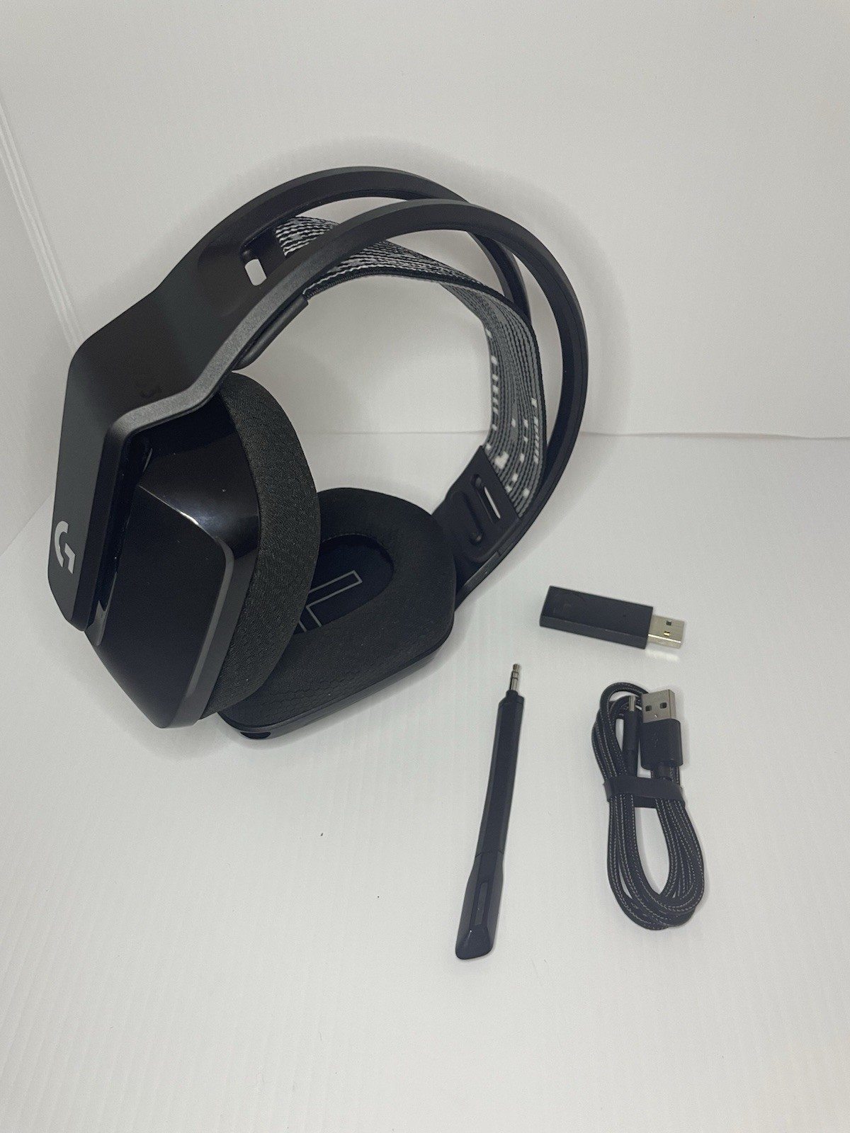 Logitech G733 Lightspeed Wireless Gaming Headset, Wireless, PC, PS5, PS4,Switch