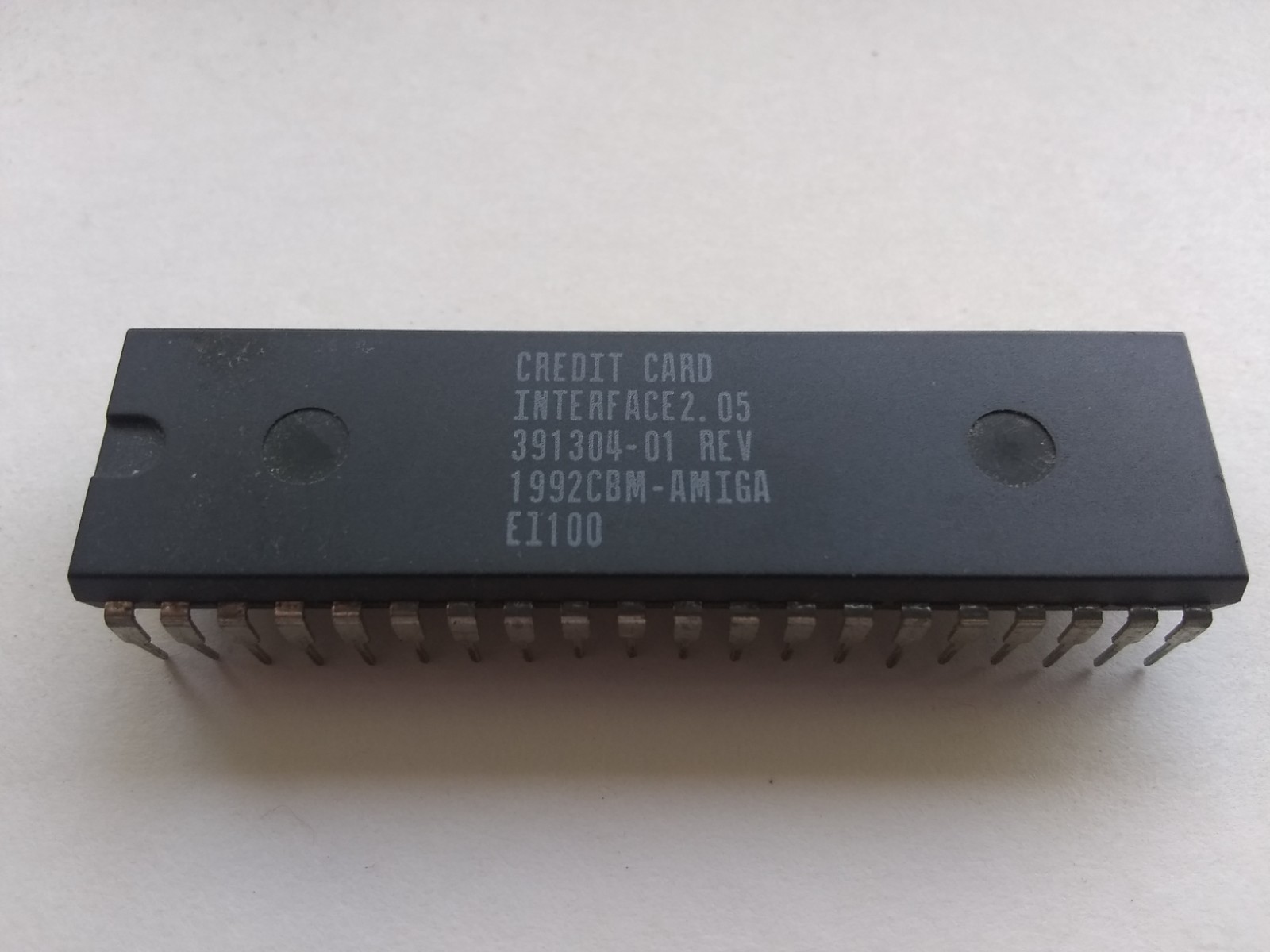 Amiga 600 “Credit Card Interface” 2.05 Kickstart ROM 391304-01 CBM CSG MOS