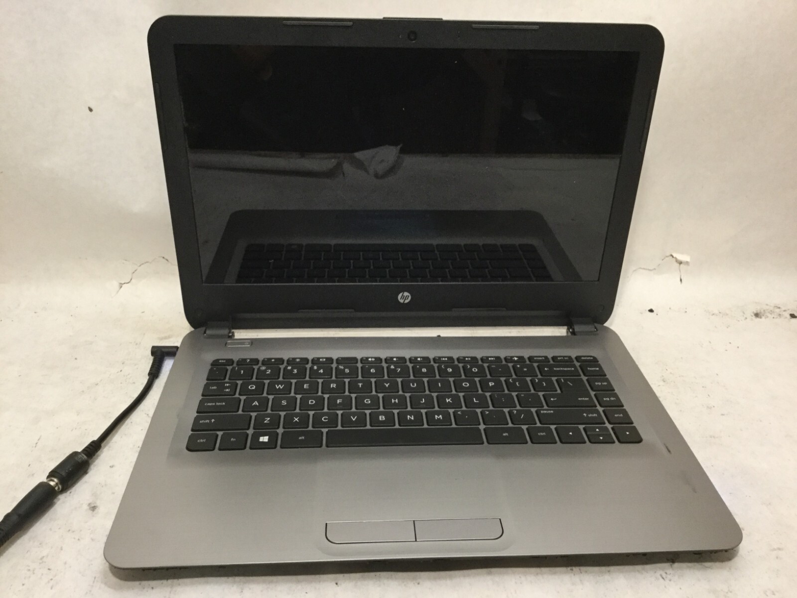 HP 14-an013nr / UNKNOWN SPECIFICATIONS / (RECEIVES POWER/MISSING PARTS) -MR