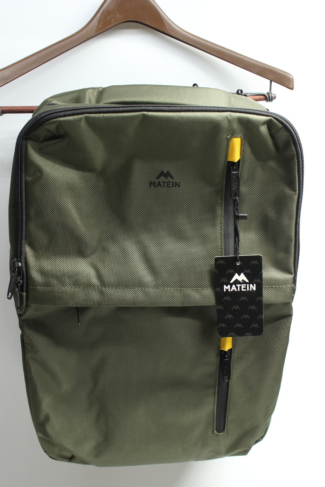 Matein Travel Laptop Backpack with USP Charging Port Olive Green Extra Large NEW