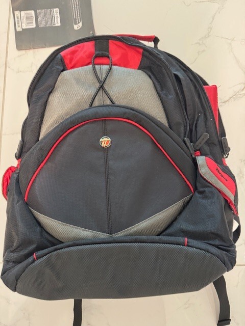 TARGUS DRIFTER BACKPACK NOTEBOOK CASE# TSB030US -NEW