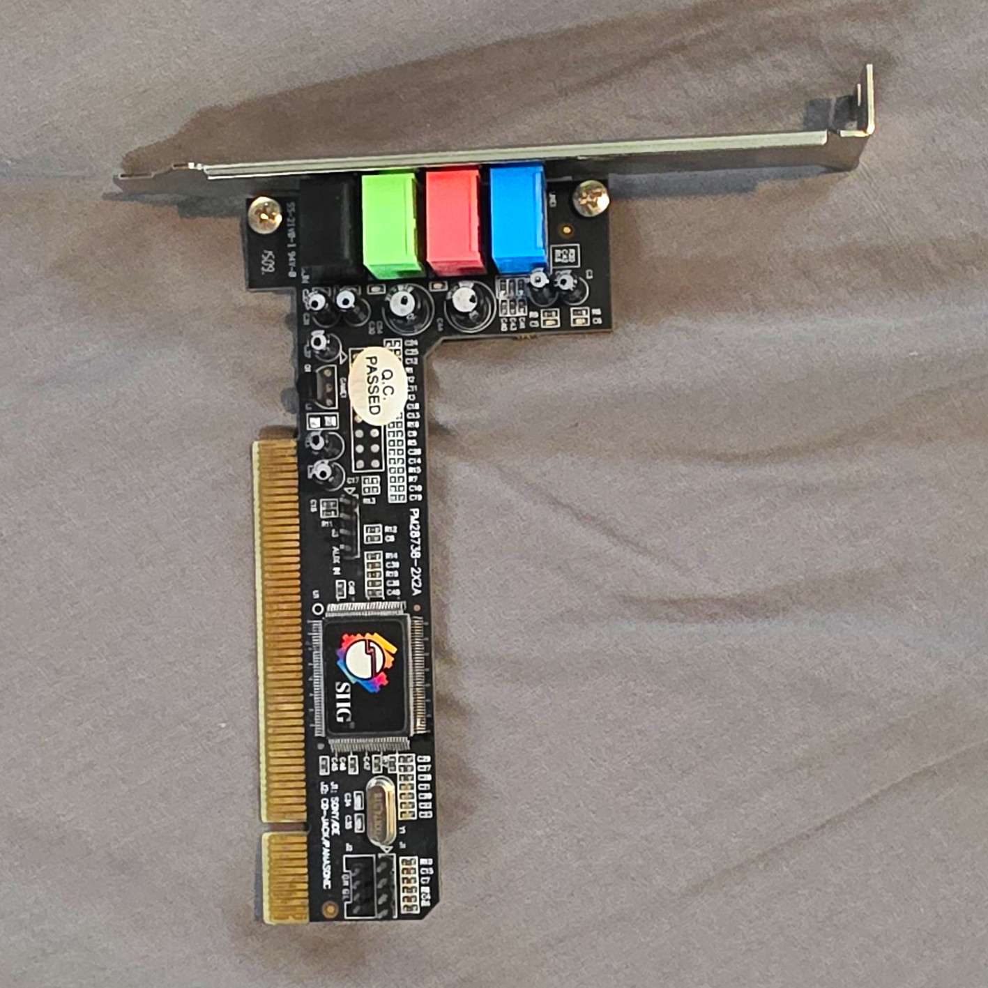 SIIG AS81922X0847 PCI Express Internal Sound Card 2-Channel 3.5mm In/Out