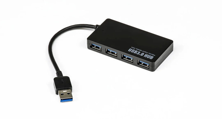 Uplift Desk 4 Port 3.0 USB Hub, Model# ACC013
