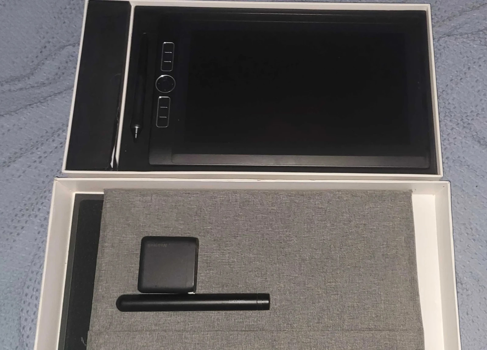Wacom MobileStudio Pro 13, i7, 512GB, 16 RAM (used- with case, pen, and charger)