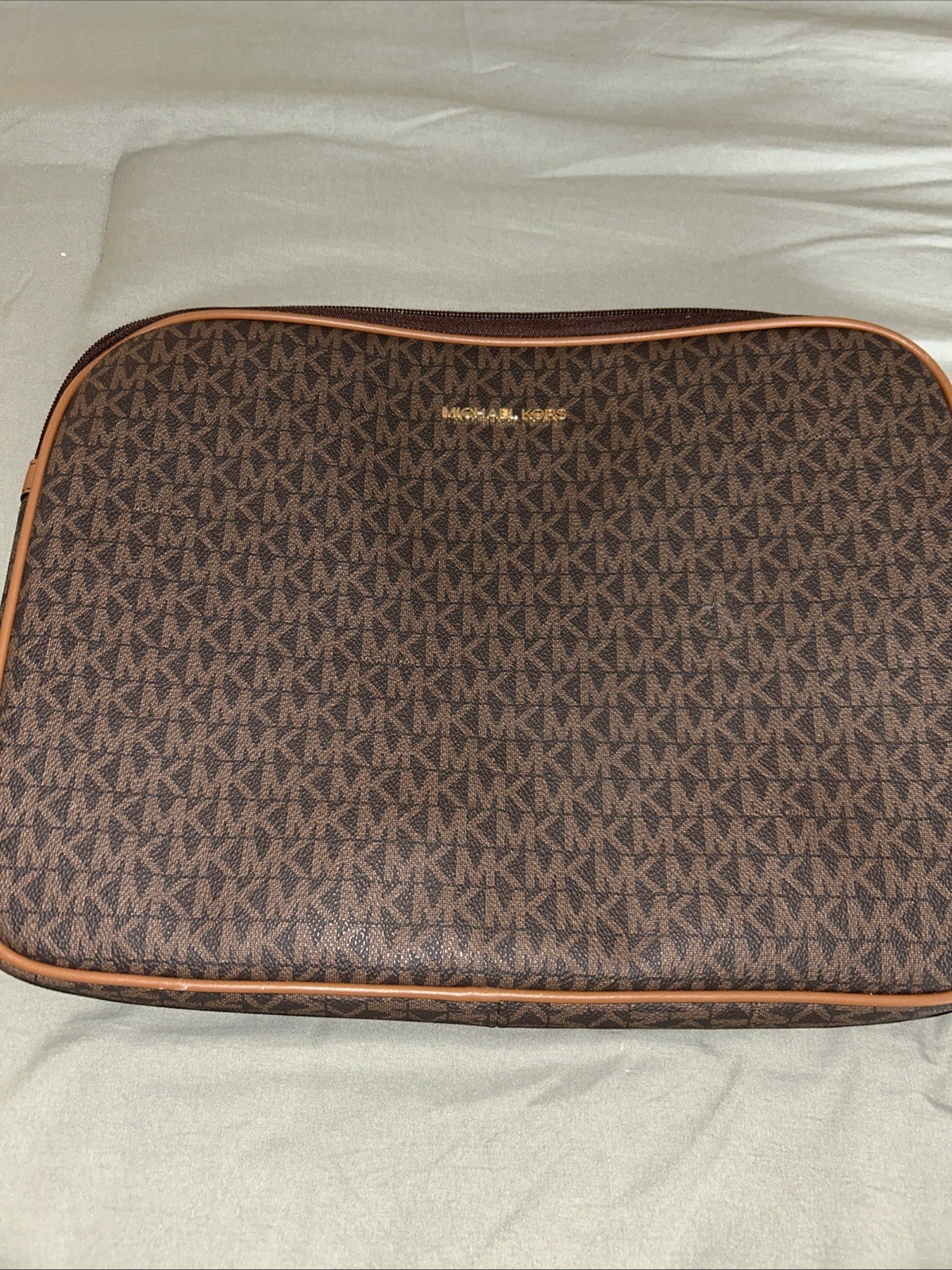 Michael Kors JetSet 13 Inch Laptop Case with Logo Leather/Coated Case