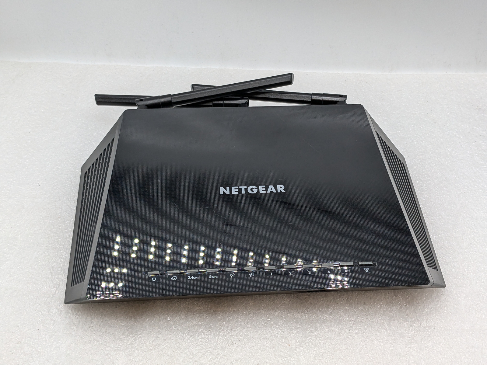 Netgear AC1750 Smart WiFi Router R6400  W/O  POWER ADAPTER FREE S/H