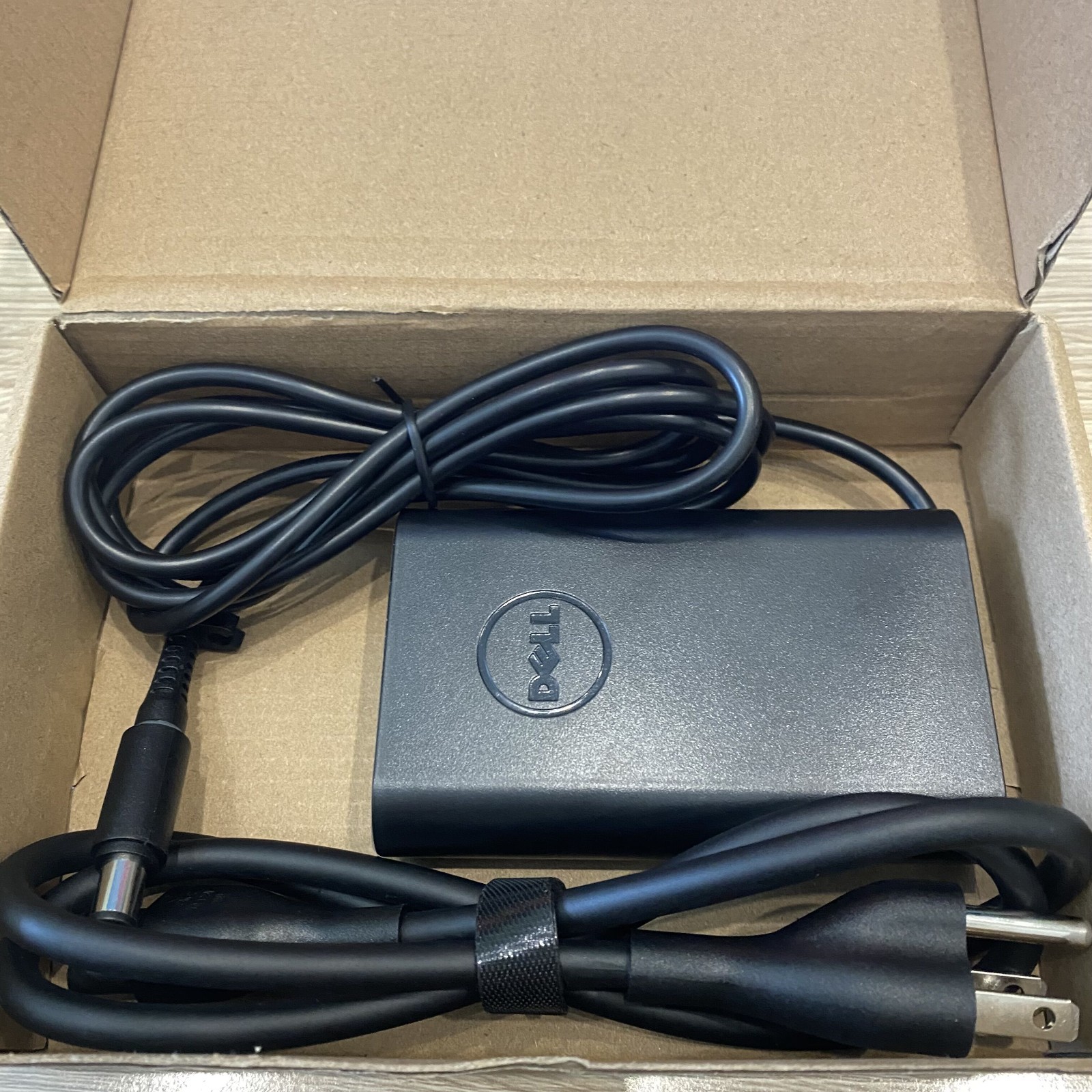 Genuine 65W AC Adapter Charger for Dell Latitude LA65NM130 06TFFF 06TM1C 1X917