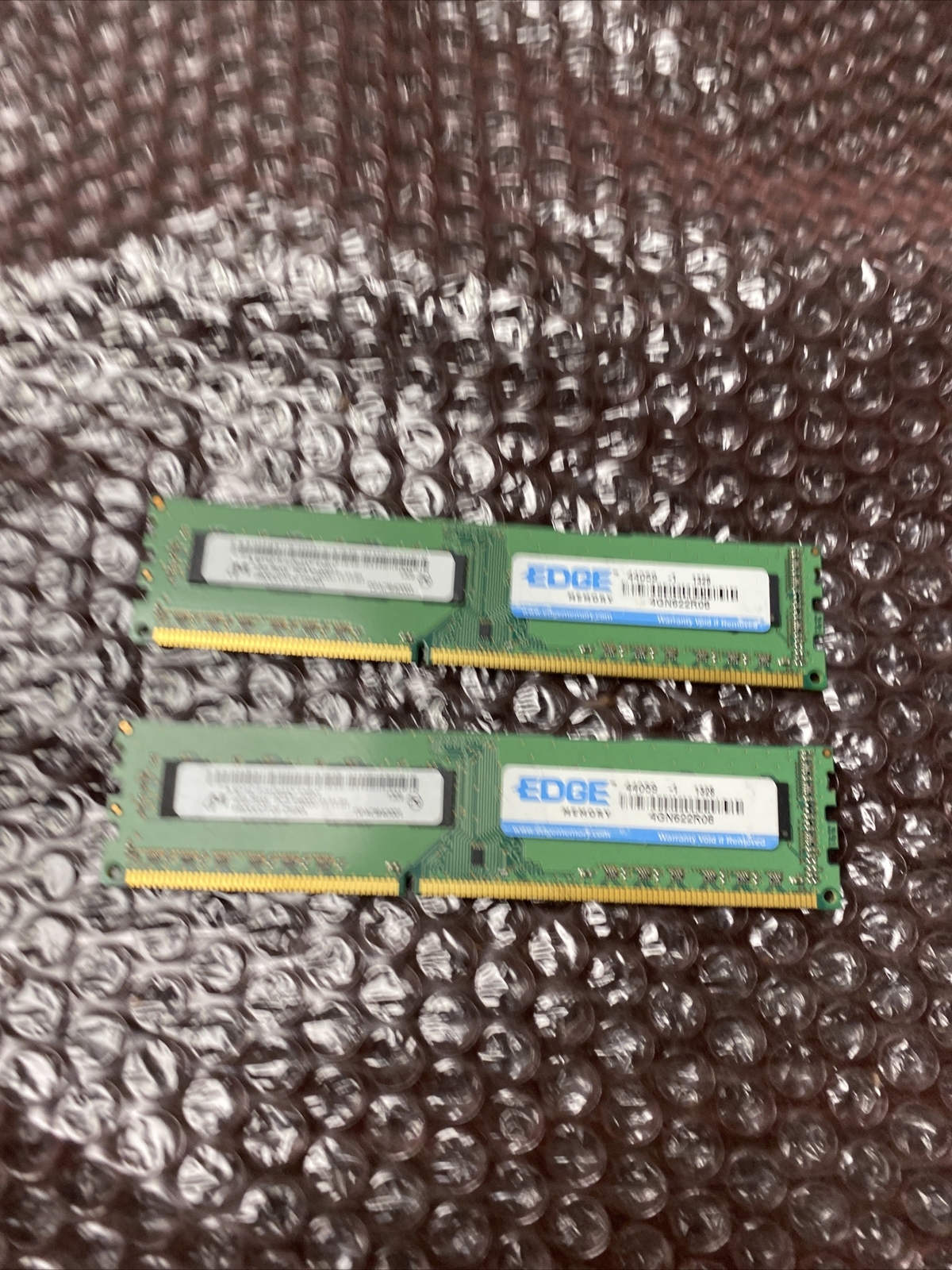 8GB (2x4GB) PC3-12800U DDR3-1600MHz 2Rx8 Non-ECC Micron MT16JTF51264AZ-1G6K1