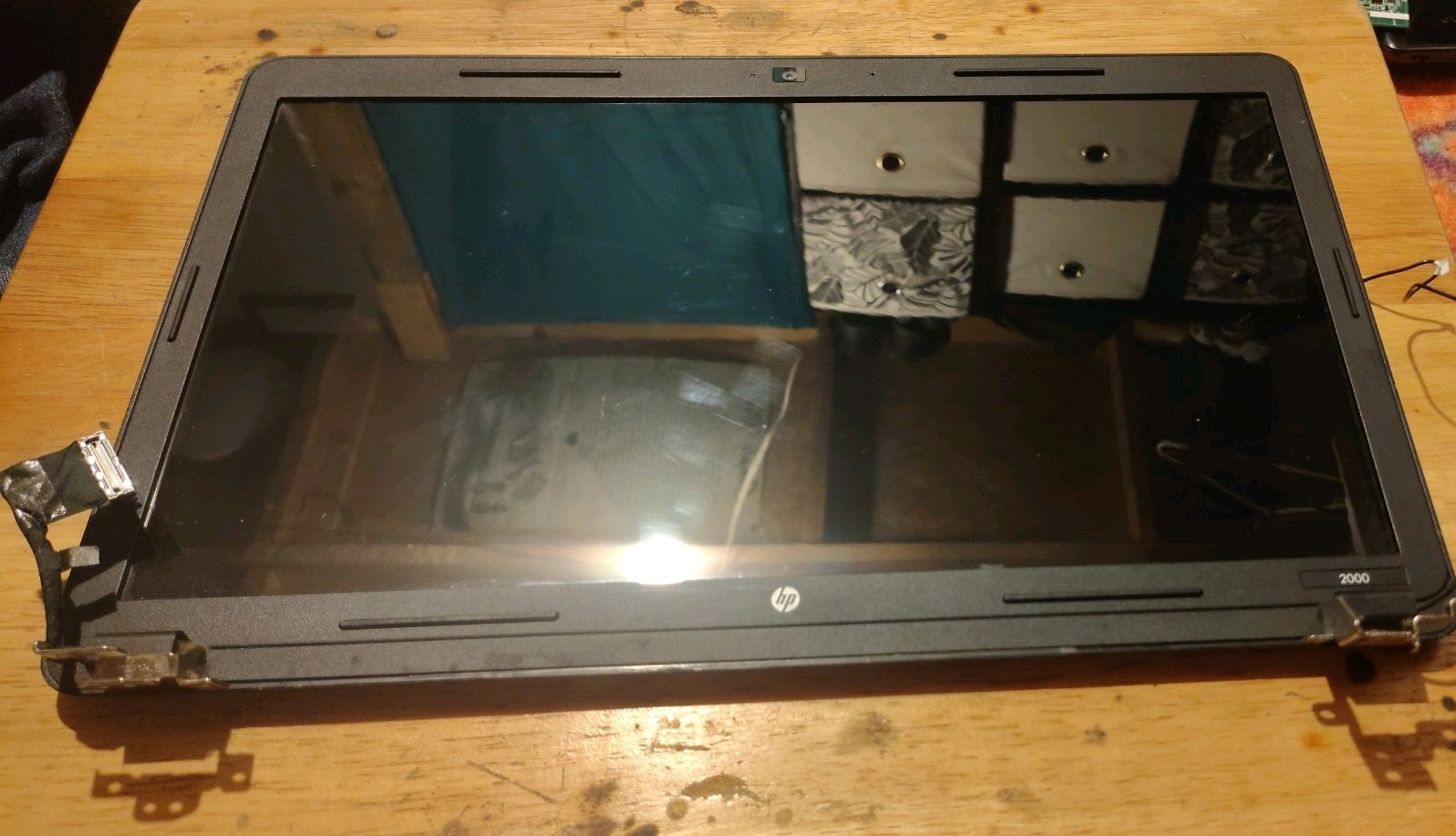 HP 2000 15.6" Laptop Complete LCD Screen, Hinges Video Cable  Tested And Working