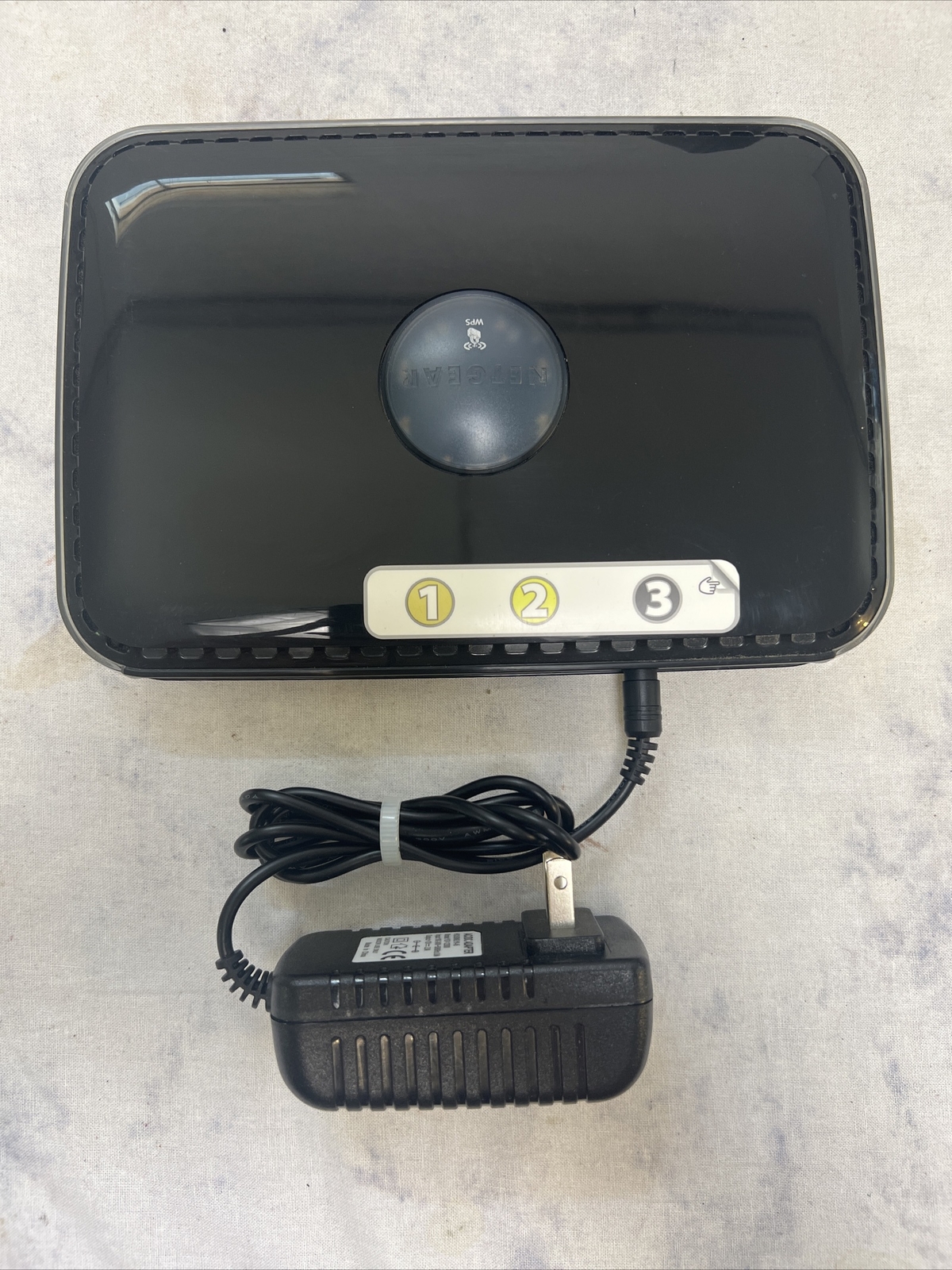 Netgear WND3300 RangeMax Duo Woreless-N Router