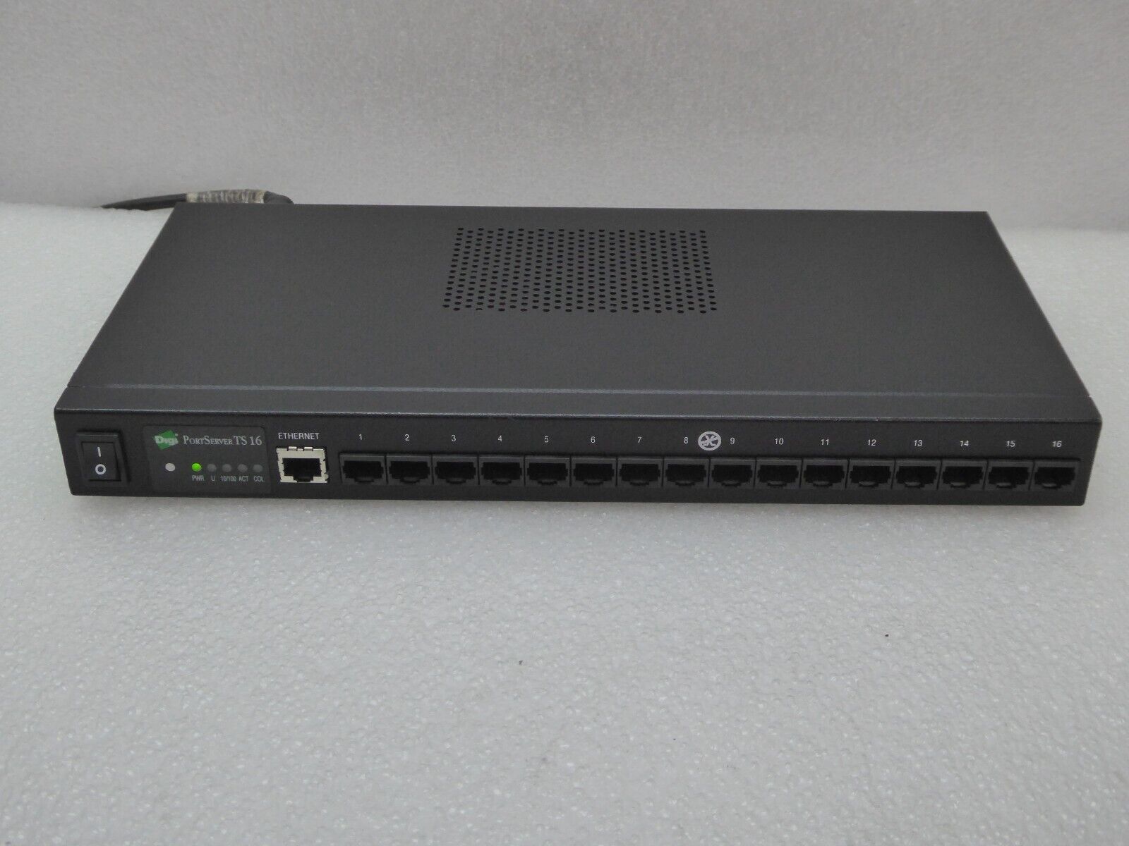 Digi PortServer TS 16 50001207-01 AM 16-Port Ethernet Terminal Server